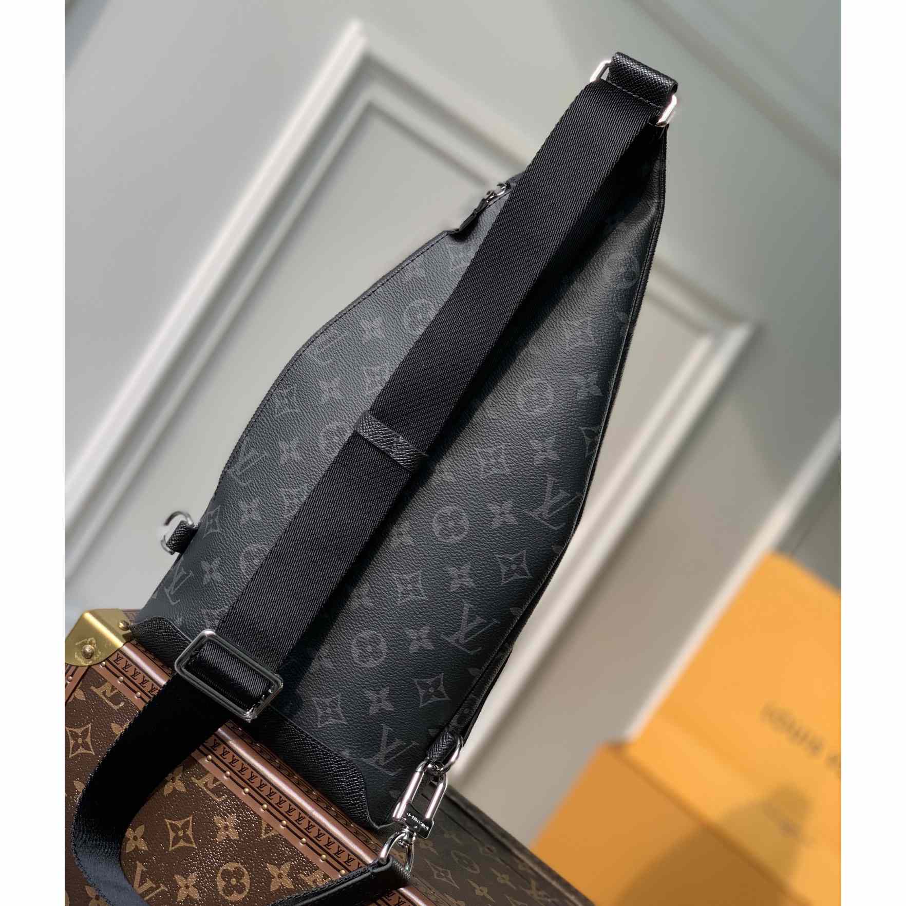 Louis Vuitton Duo Sling Bag(20-42-6cm)       M30936 - DesignerGu