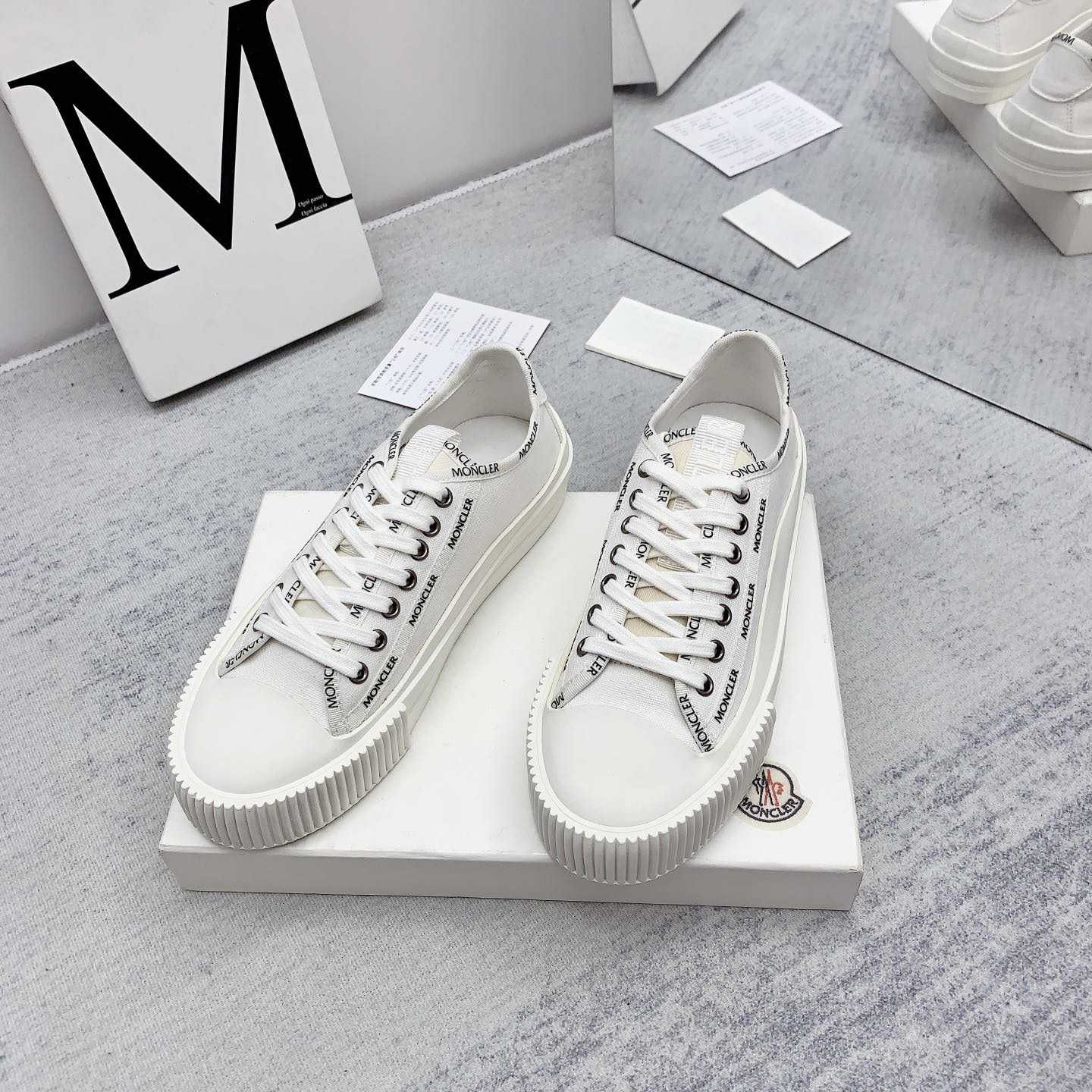 Moncler Glissiere Low-Top Sneakers - DesignerGu