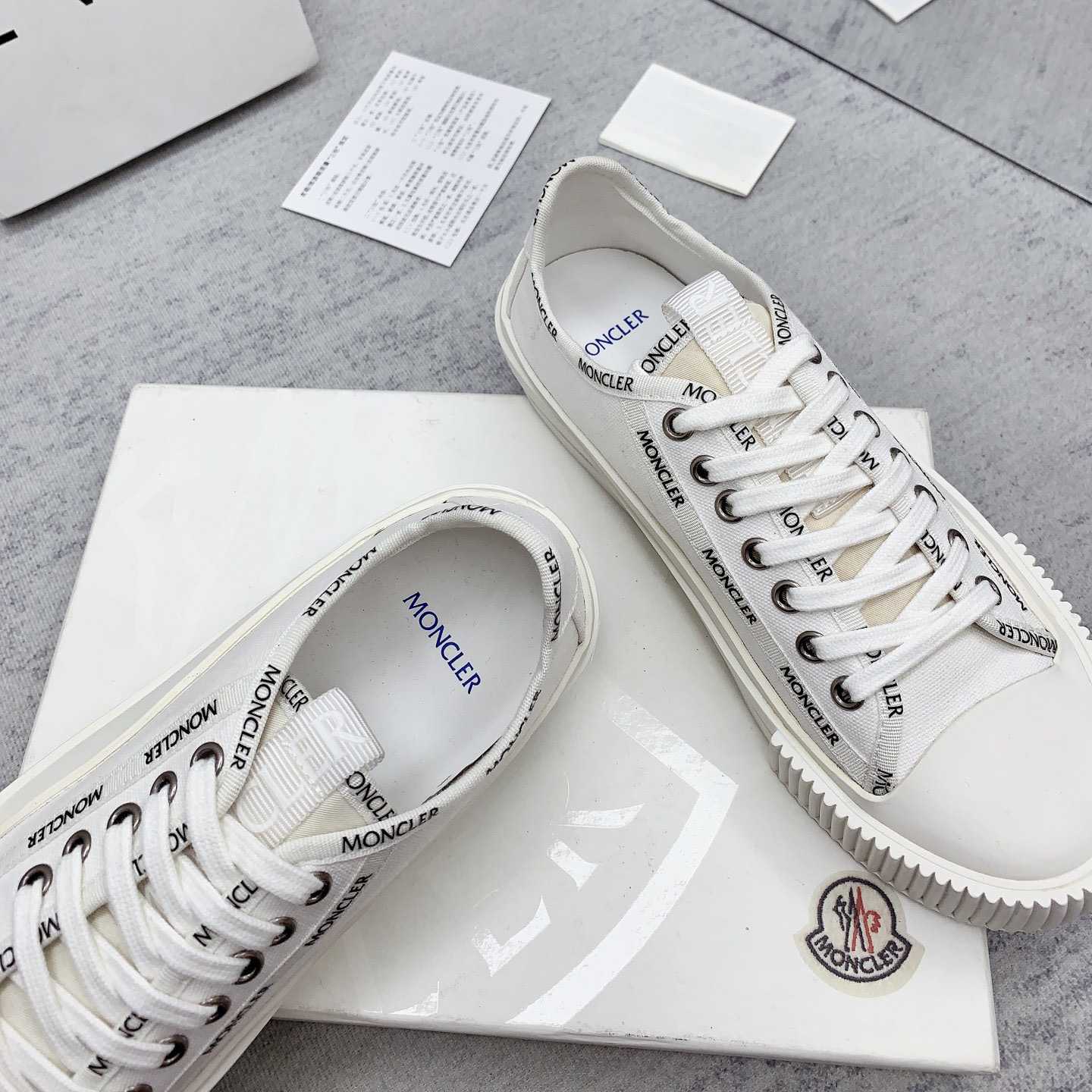 Moncler Glissiere Low-Top Sneakers - DesignerGu