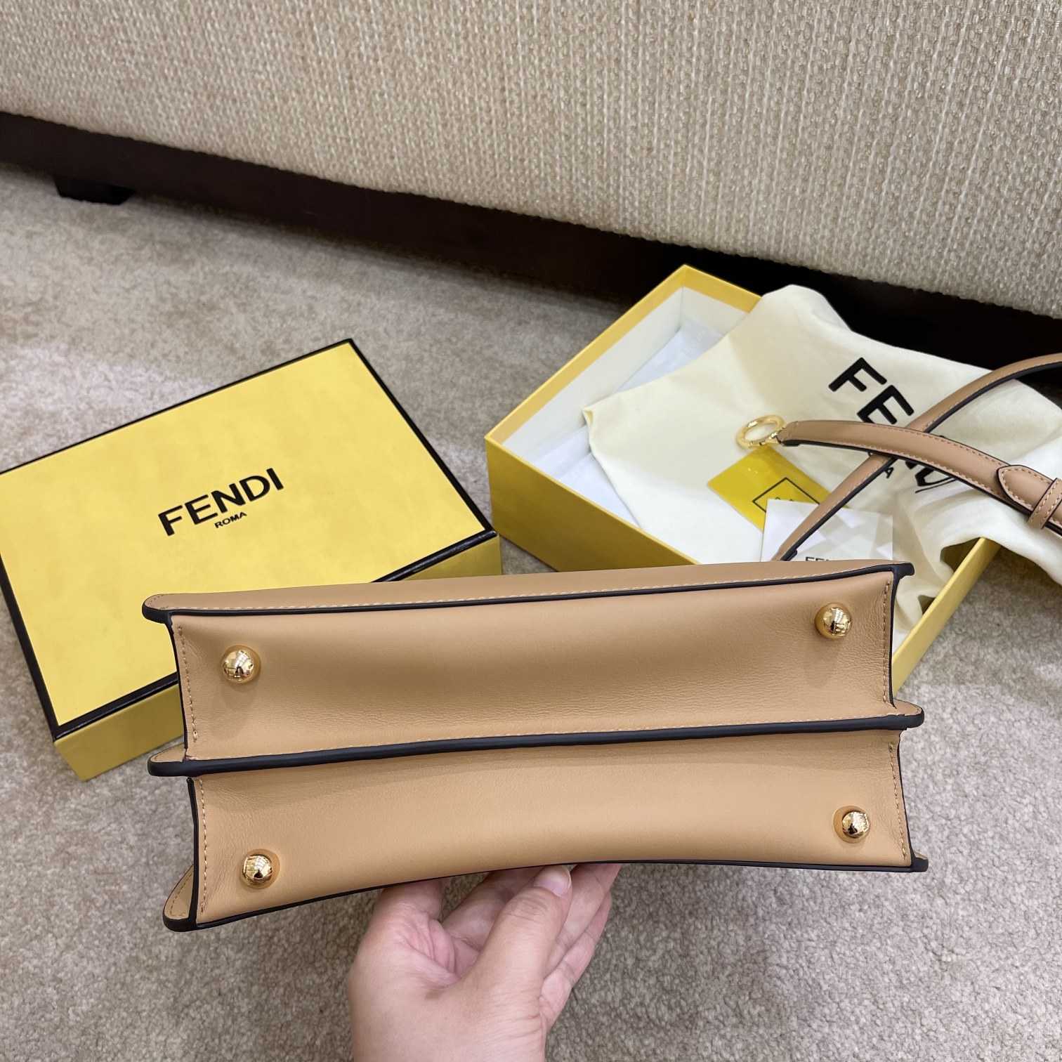 Fendi Peekaboo Iseeu Small Beige Leather Bag - DesignerGu