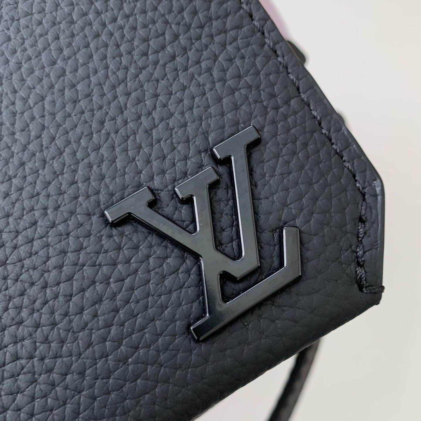 Louis Vuitton Fastline Wearable Wallet   M82085 - DesignerGu