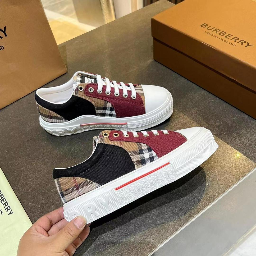 Burberry Kai Check Low-Top Sneakers - DesignerGu