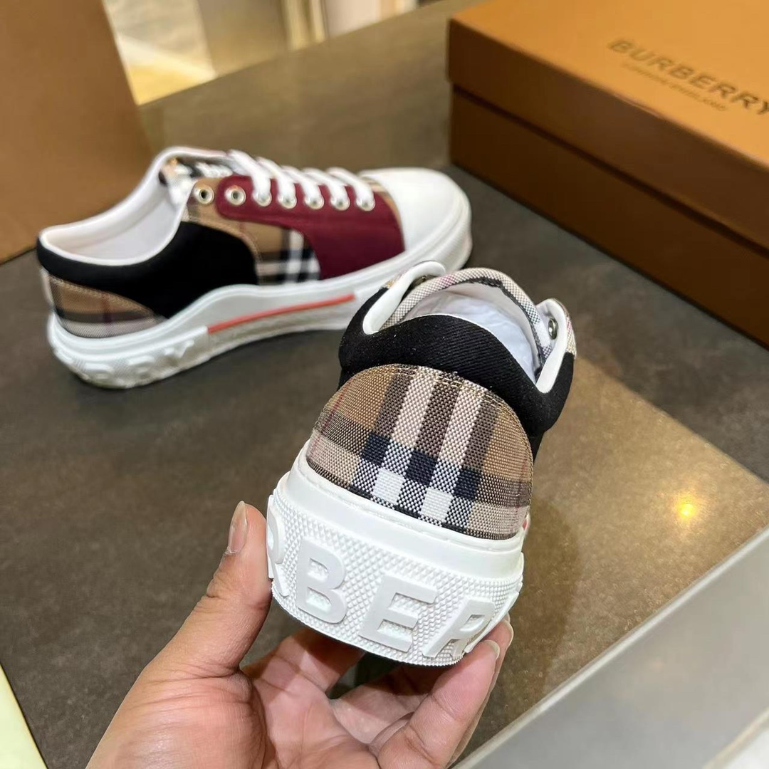 Burberry Kai Check Low-Top Sneakers - DesignerGu