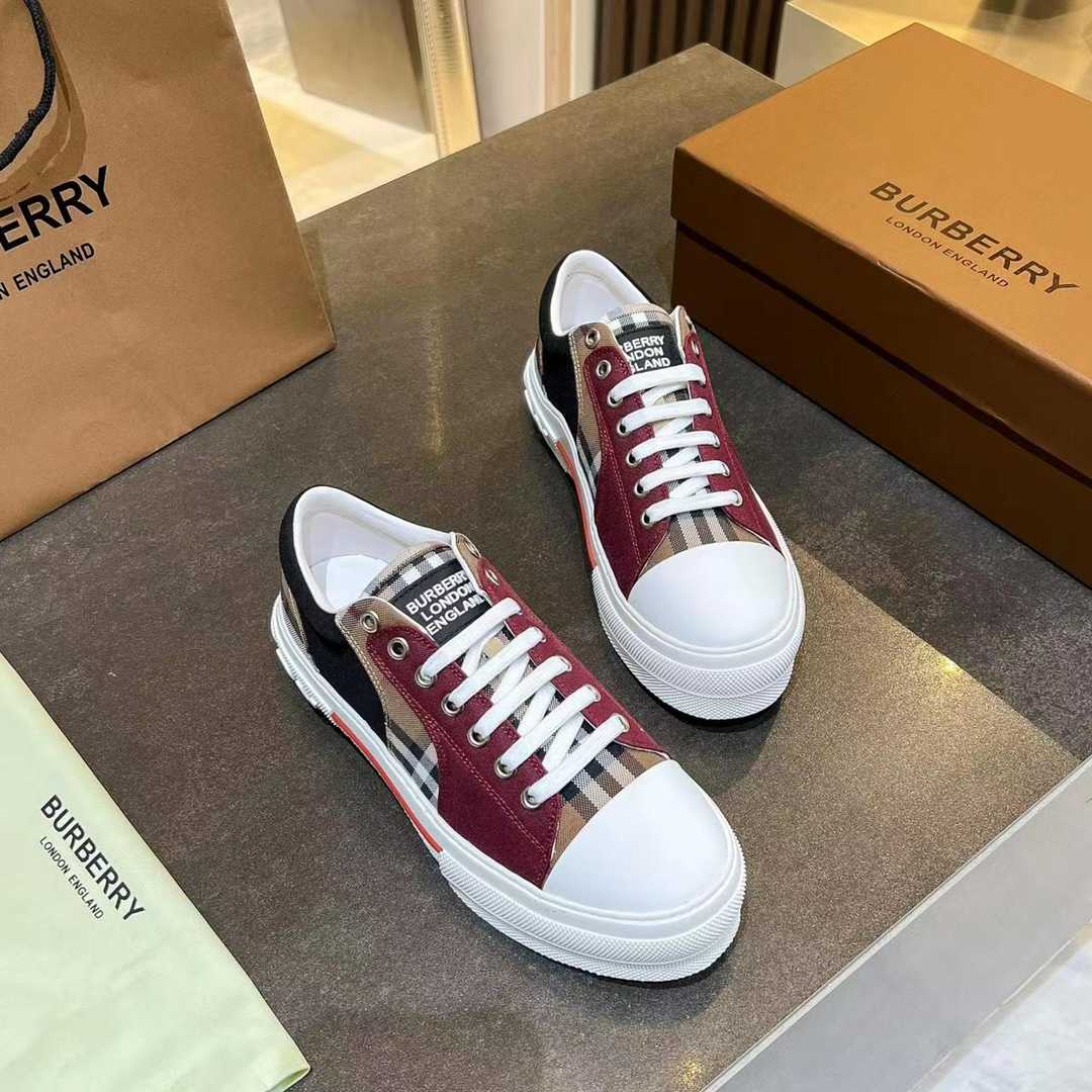 Burberry Kai Check Low-Top Sneakers - DesignerGu