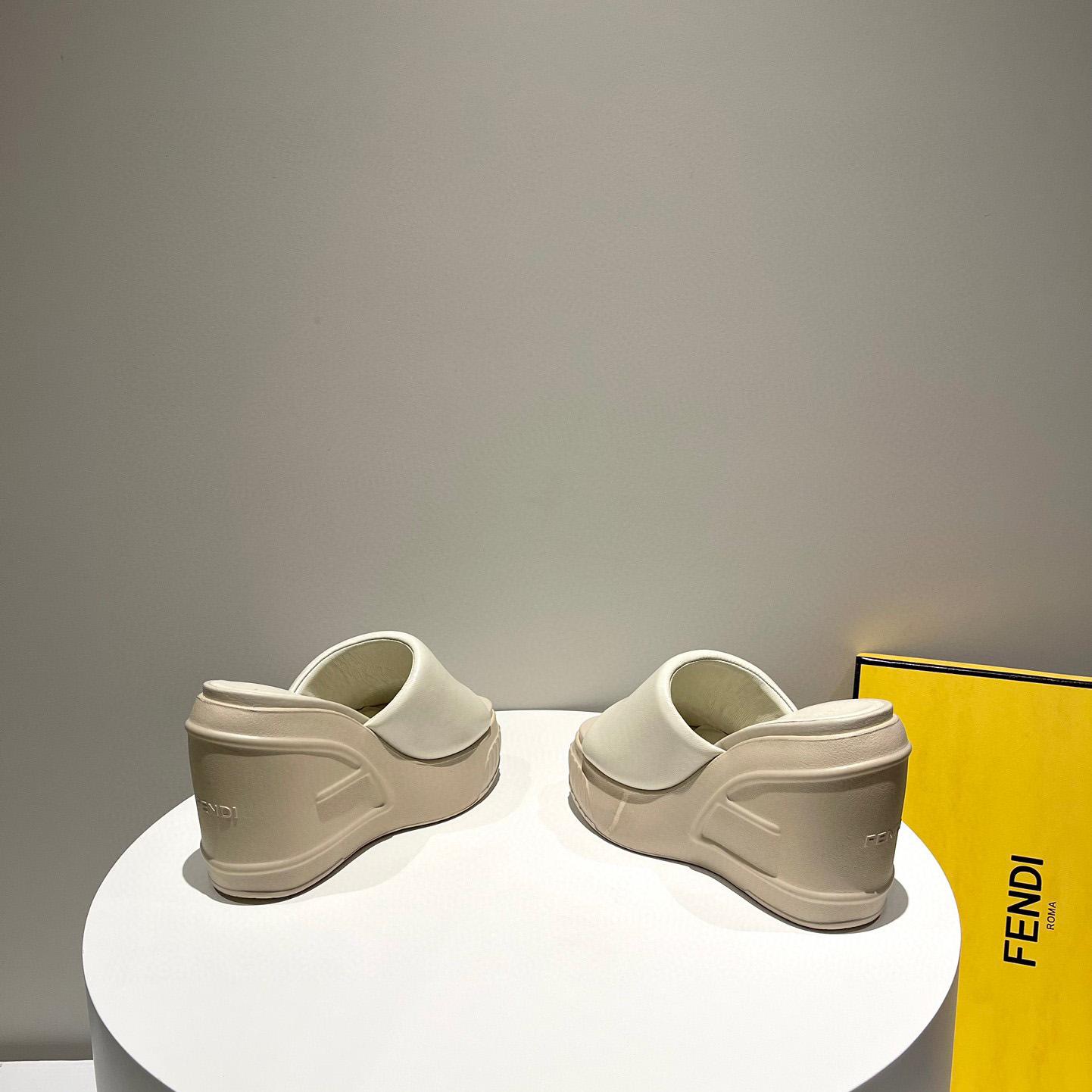 Fendi Fashion Show Beige Nappa Leather Slides - DesignerGu