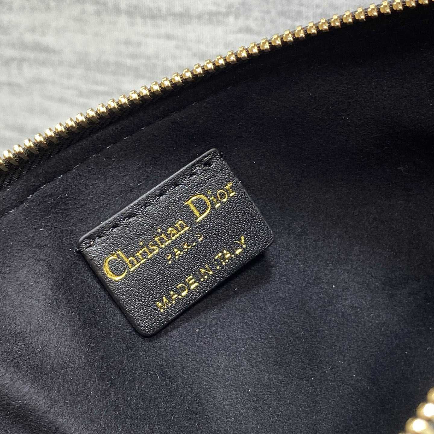 Dior Club Bag - DesignerGu