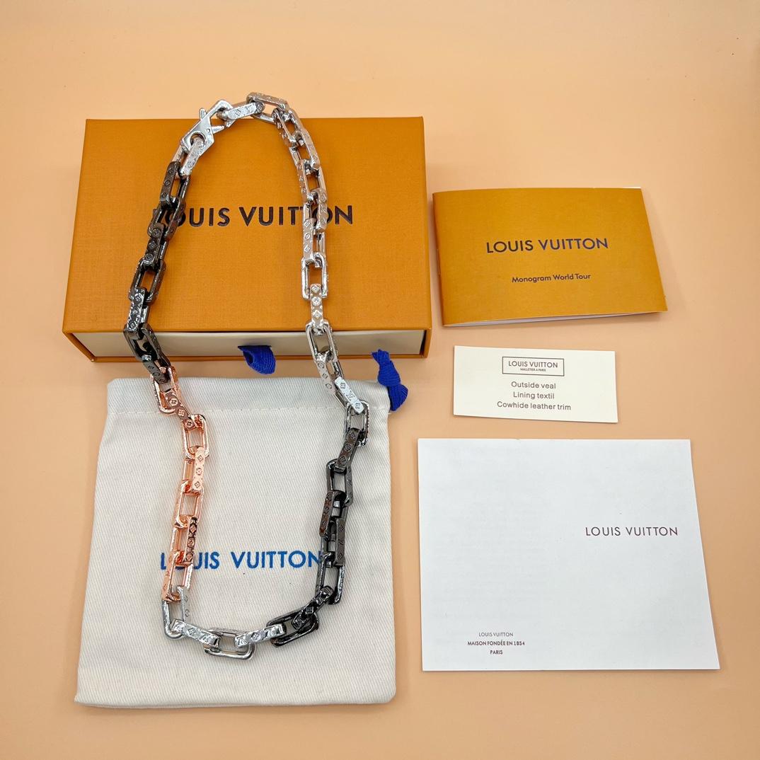 Louis Vuitton Monogram Chain Necklace    M01190 - DesignerGu