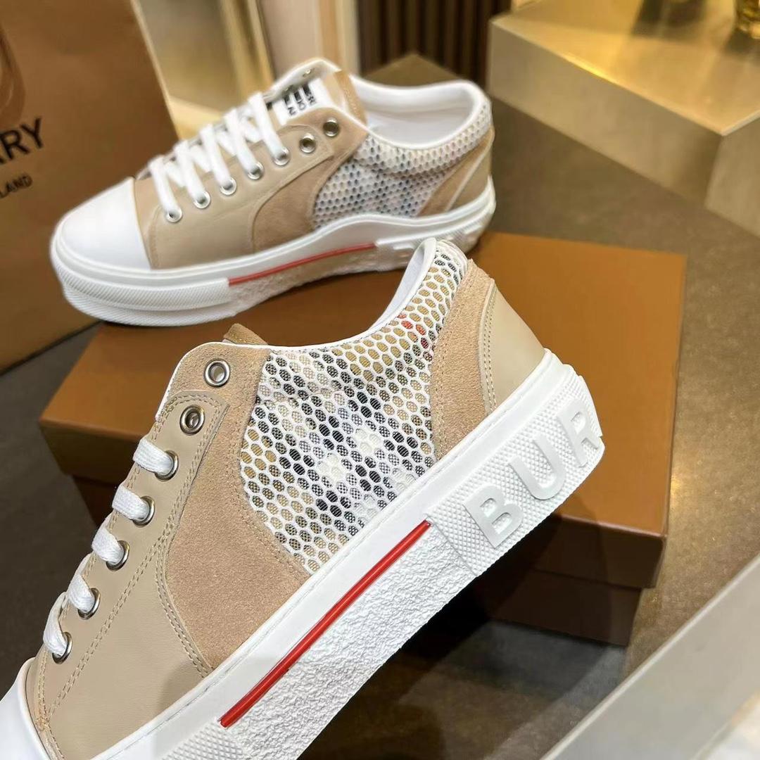 Burberry Low-Top Sneakers - DesignerGu