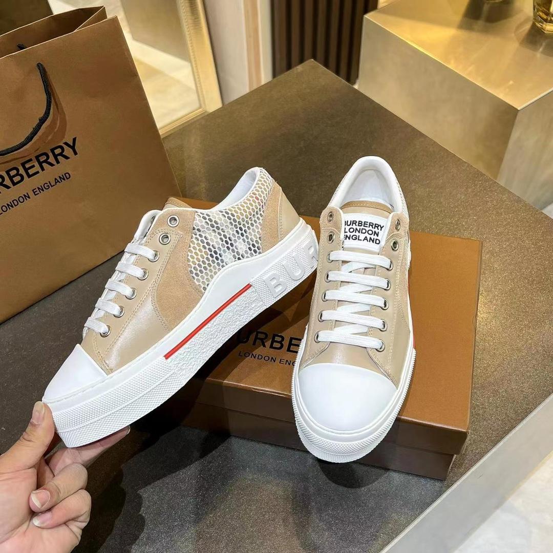 Burberry Low-Top Sneakers - DesignerGu