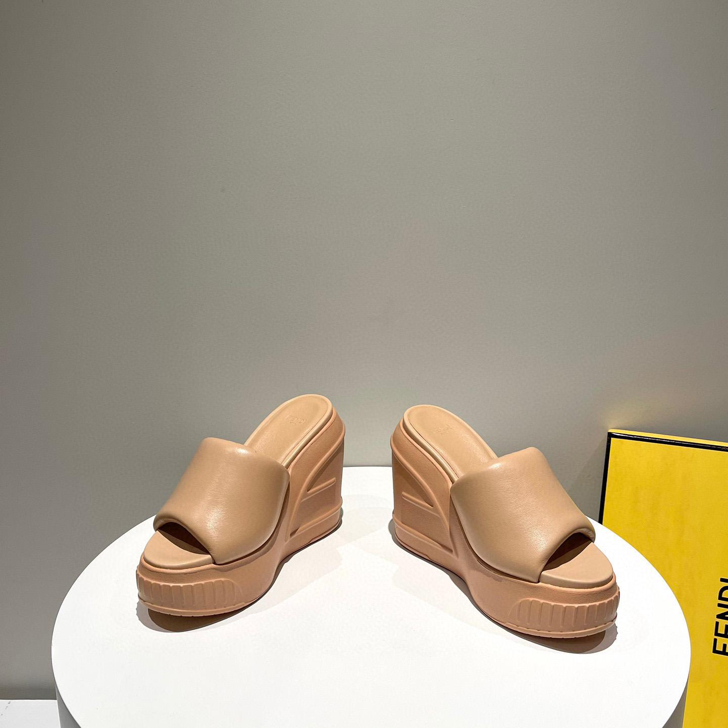 Fendi Fashion Show Beige Nappa Leather Slides - DesignerGu