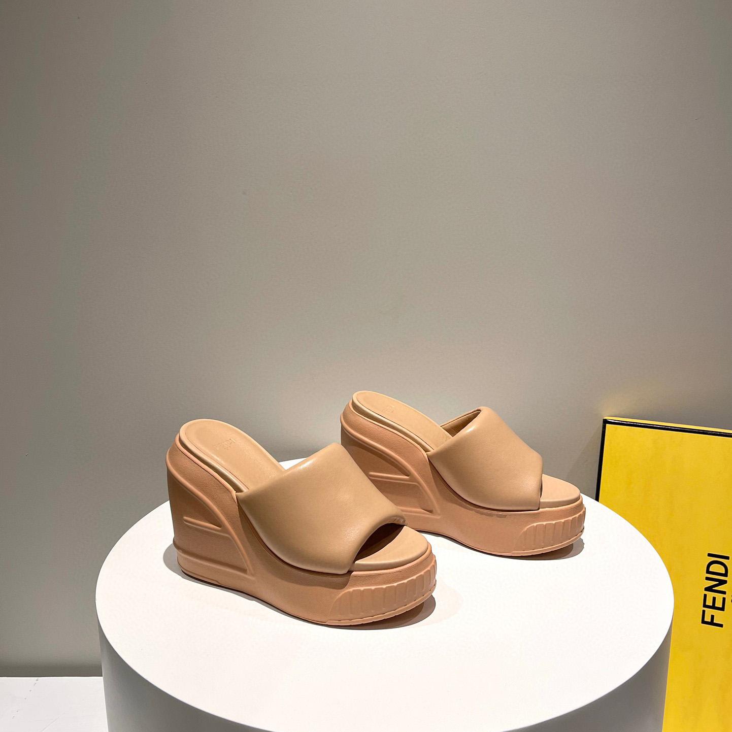 Fendi Fashion Show Beige Nappa Leather Slides - DesignerGu