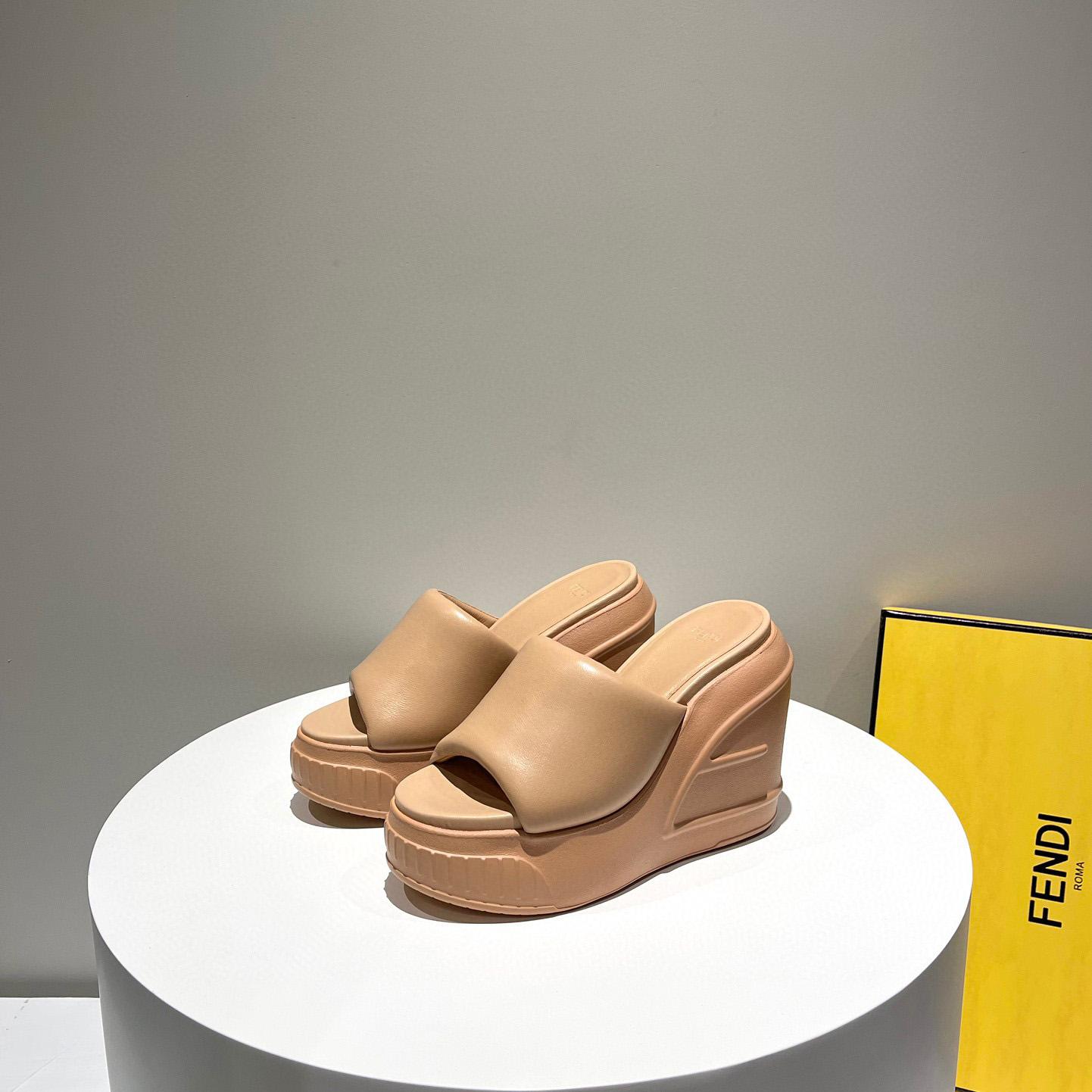 Fendi Fashion Show Beige Nappa Leather Slides - DesignerGu