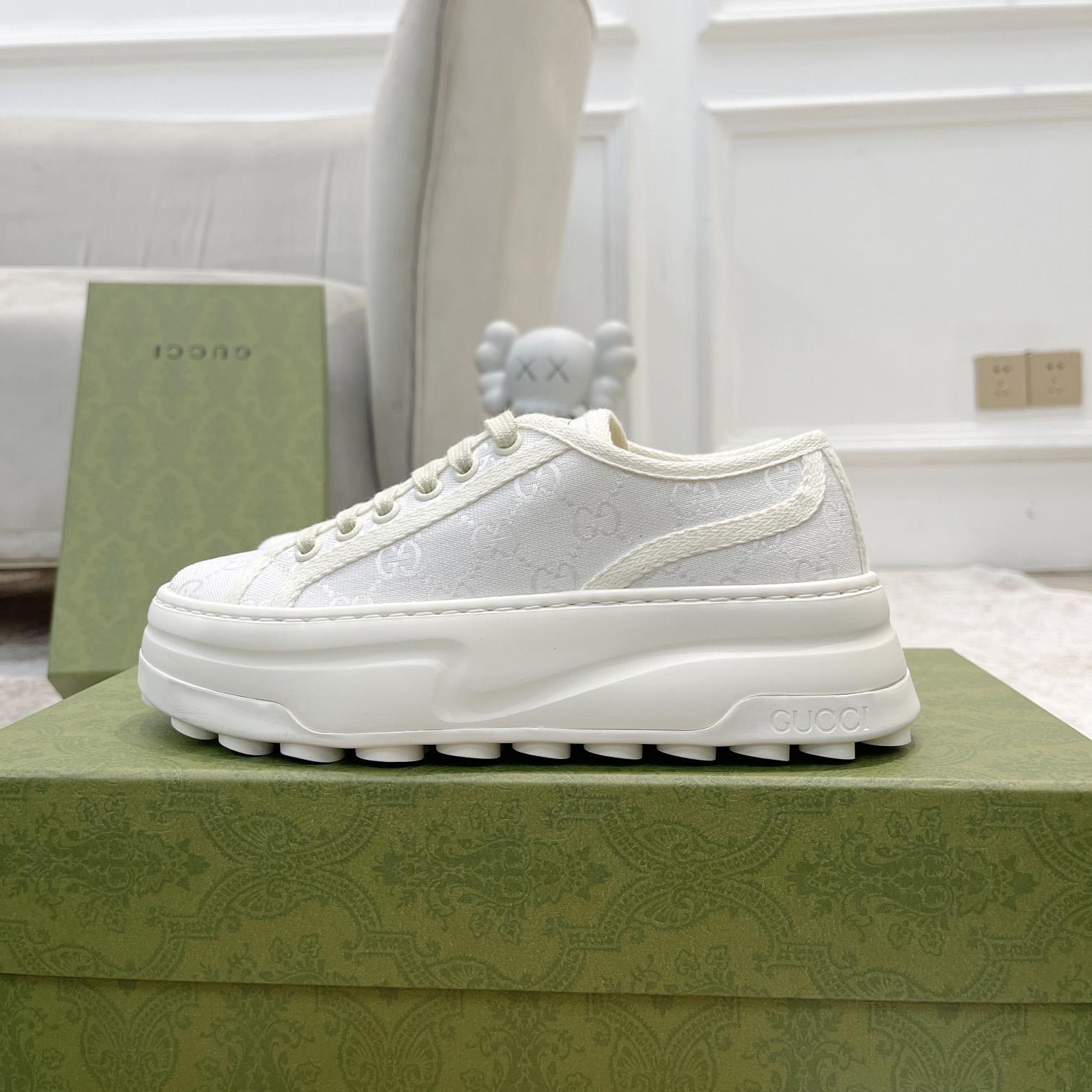 Gucci Women's GG Sneaker - DesignerGu