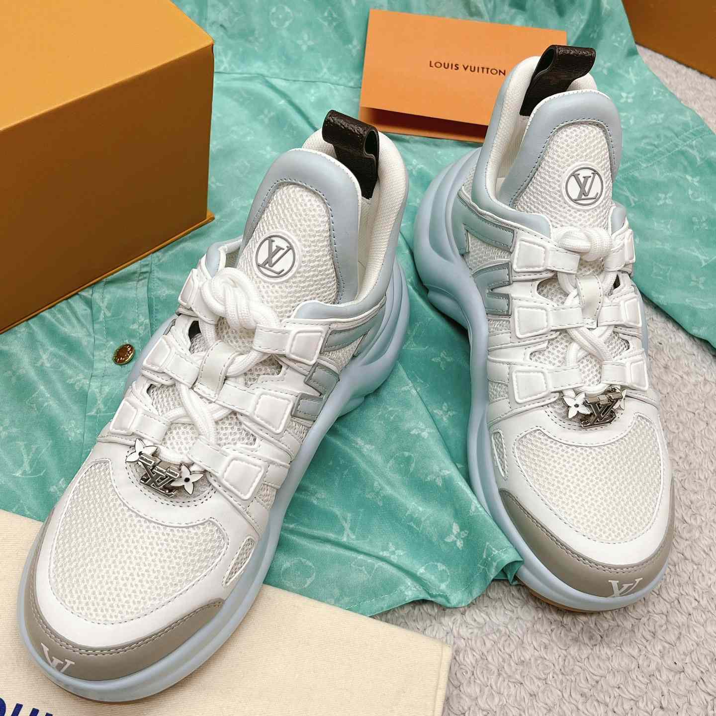 Louis Vuitton LV Archlight Trainers  (upon uk size)     - DesignerGu