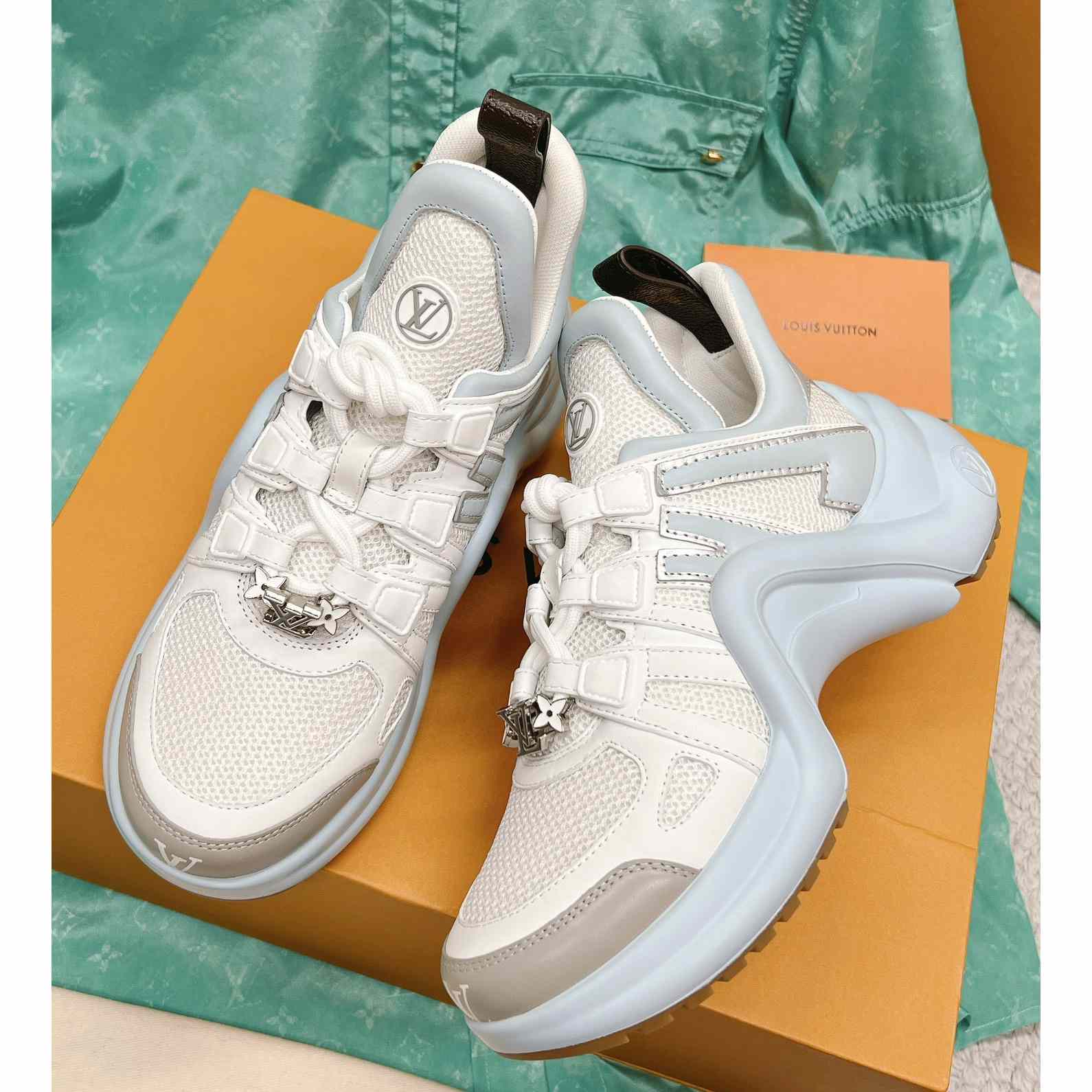 Louis Vuitton LV Archlight Trainers  (upon uk size)     - DesignerGu