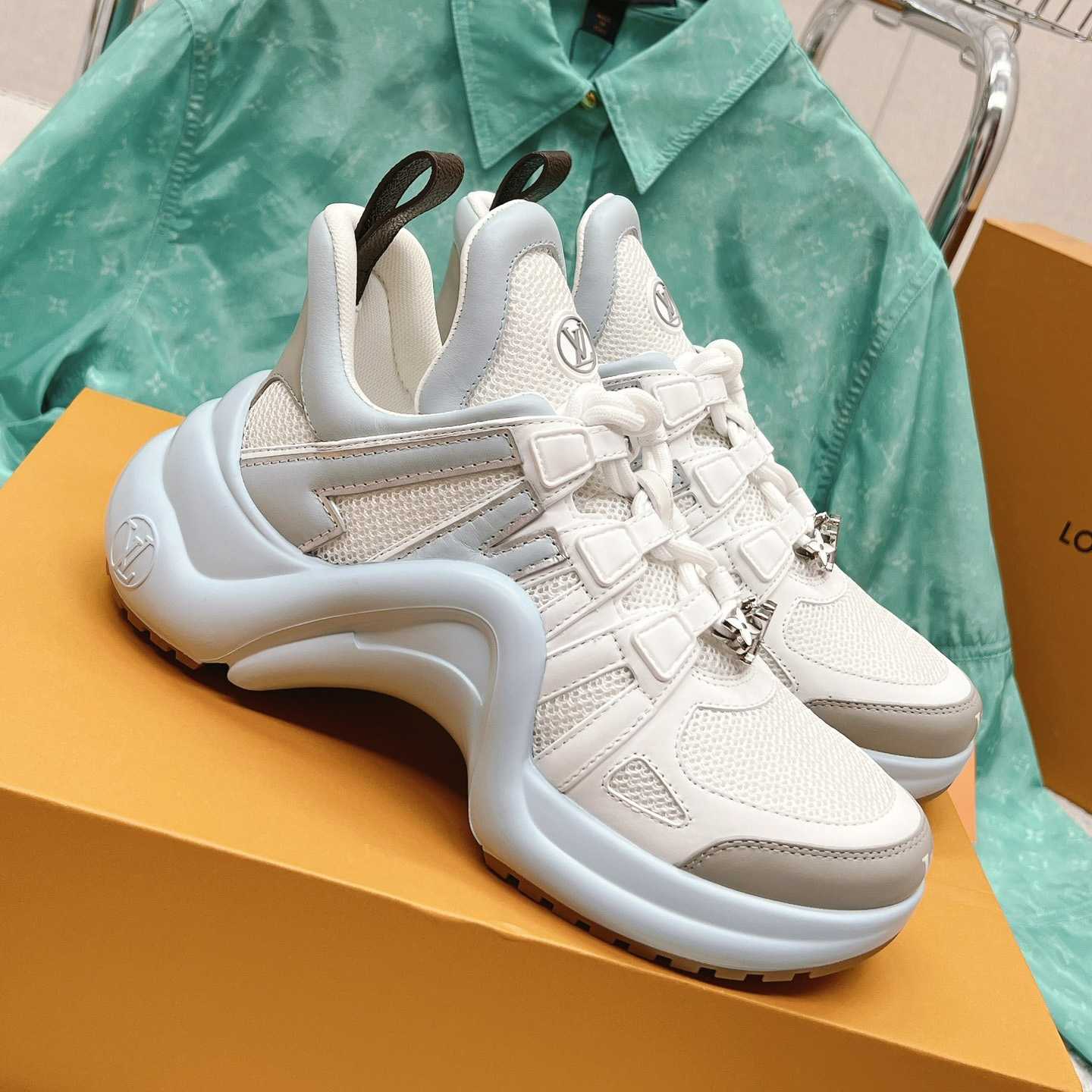 Louis Vuitton LV Archlight Trainers  (upon uk size)     - DesignerGu