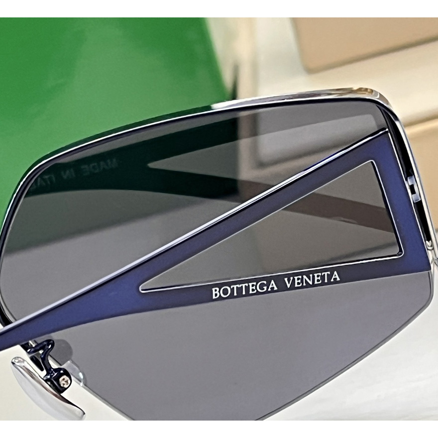 Bottega Veneta Square-frame Sunglasses  - DesignerGu