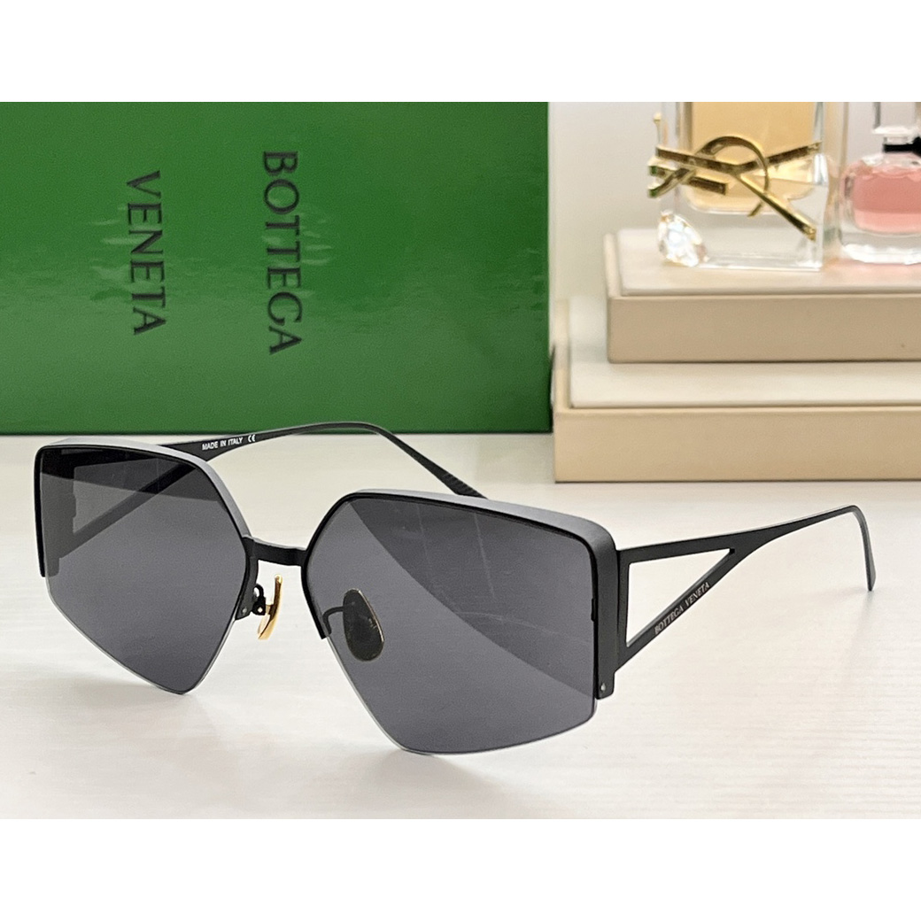 Bottega Veneta Square-frame Sunglasses  - DesignerGu