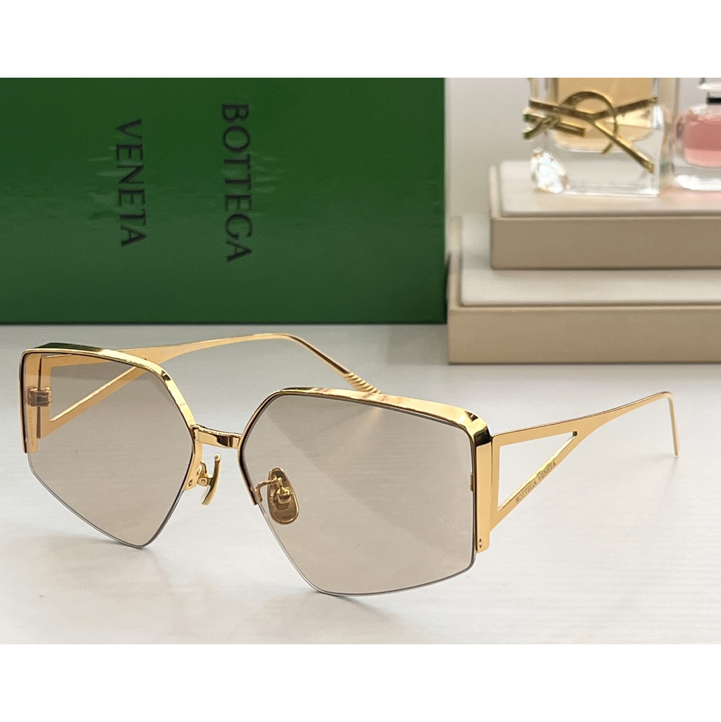 Bottega Veneta Square-frame Sunglasses  - DesignerGu