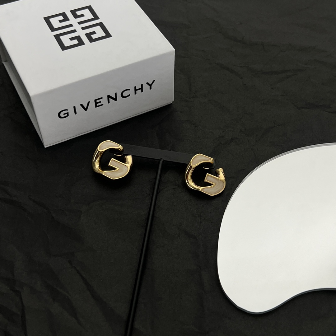 Givenchy G Chain Earrings - DesignerGu