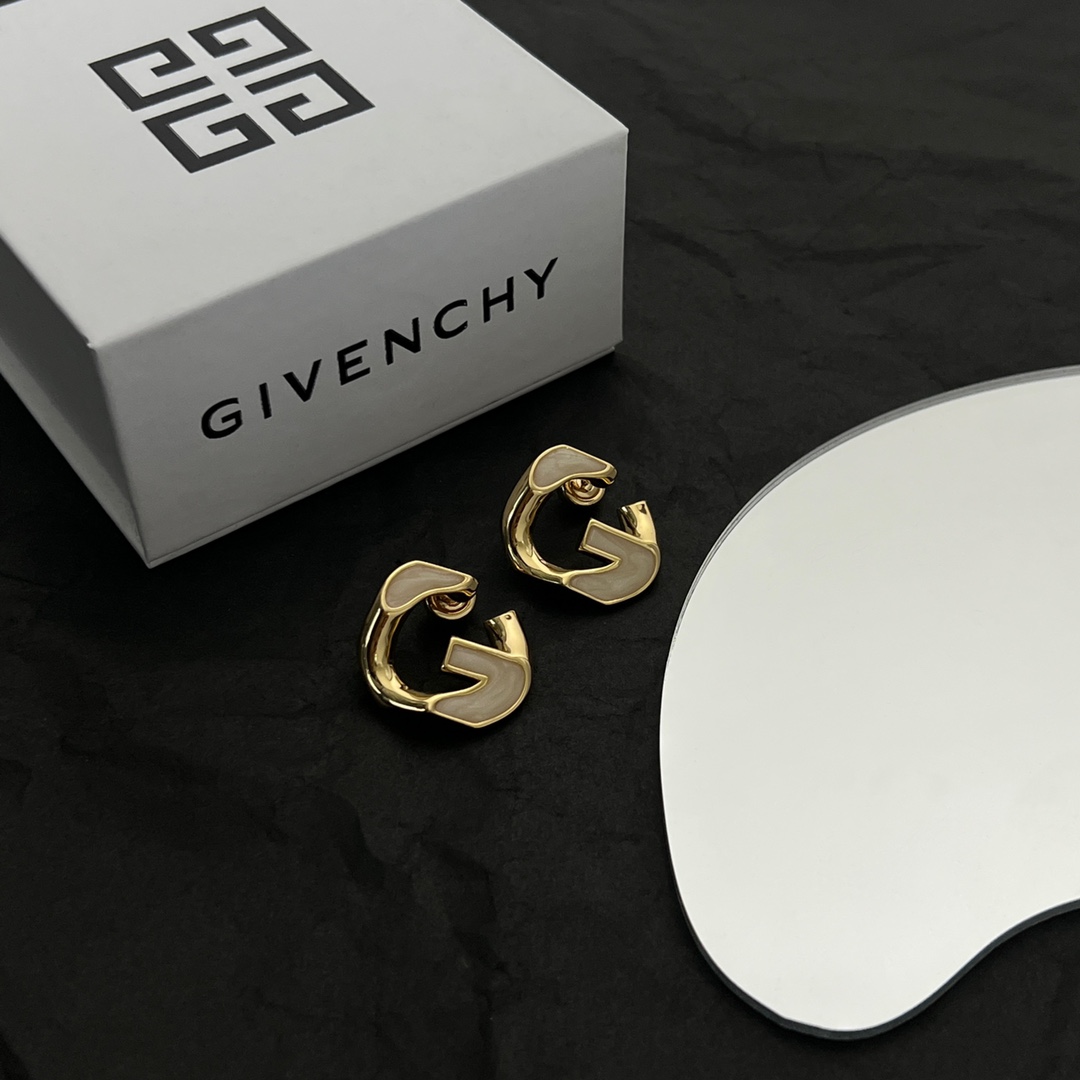 Givenchy G Chain Earrings - DesignerGu