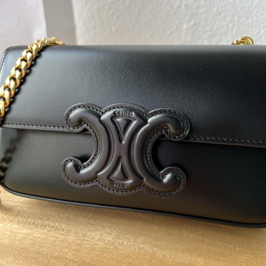 Celine Chain Shoulder Bag Cuir Triomphe In Shiny Calfskin - DesignerGu