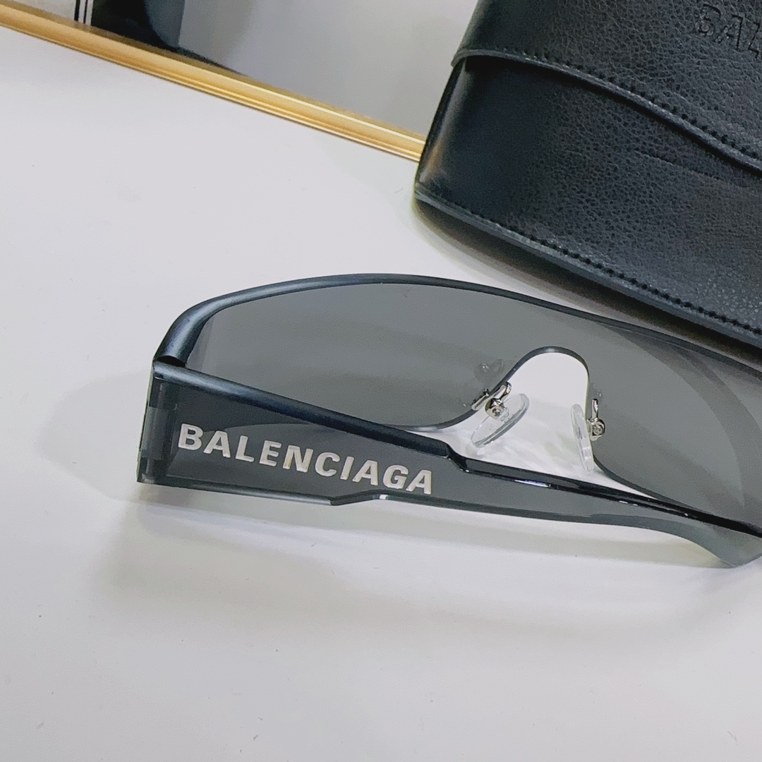 Balenciaga Men's Metallic Mono Reflective Slim Sunglasses   BB0041S - DesignerGu