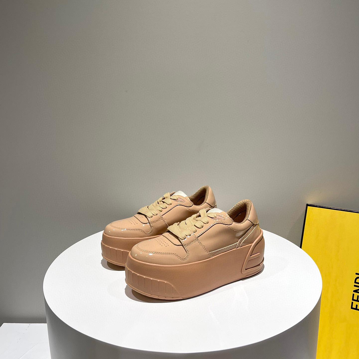 Fendi Fashion Show Beige Leather Low-Tops Sneaker  - DesignerGu