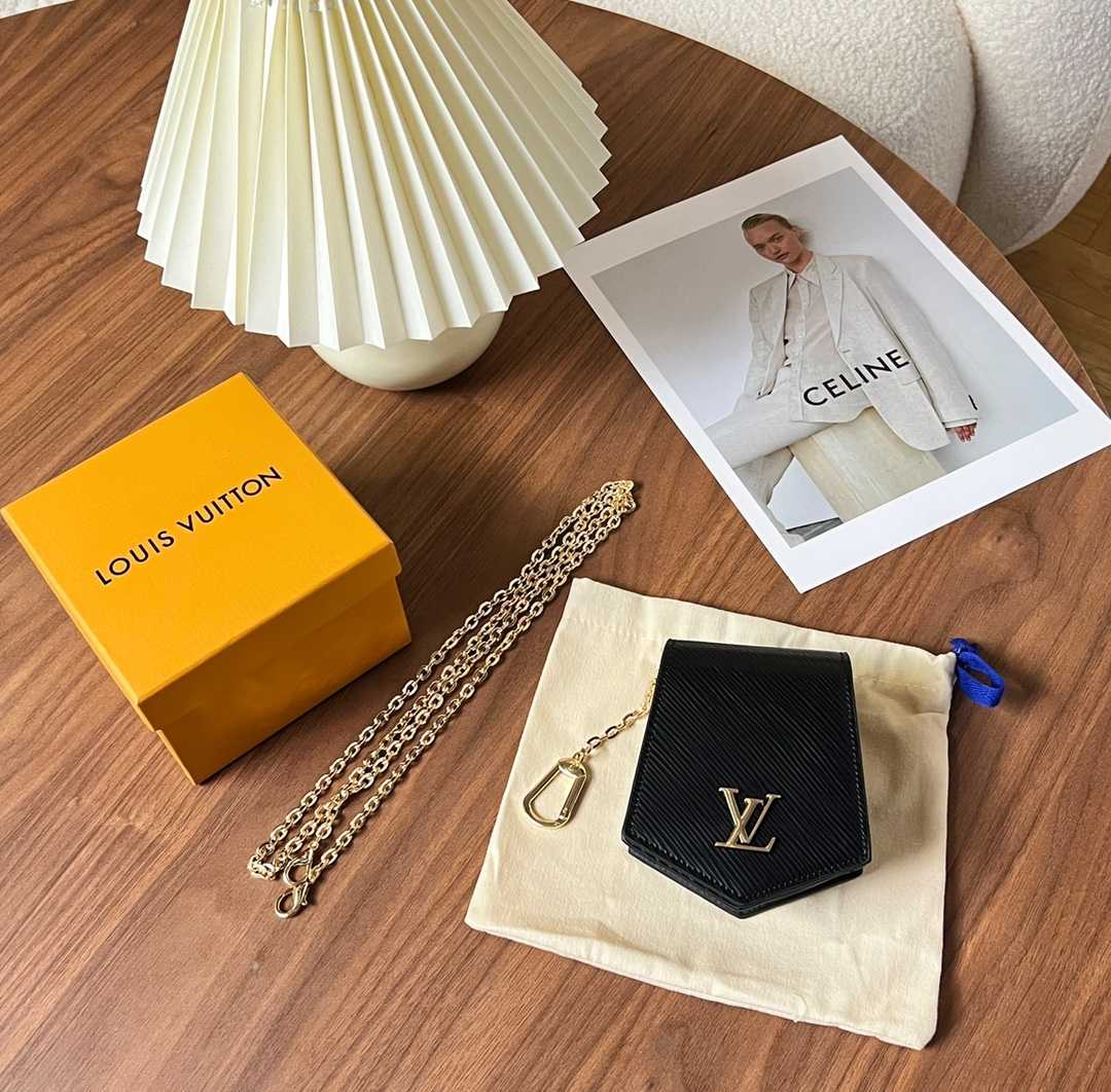 Louis Vuitton Key Bell XL   M22368 - DesignerGu