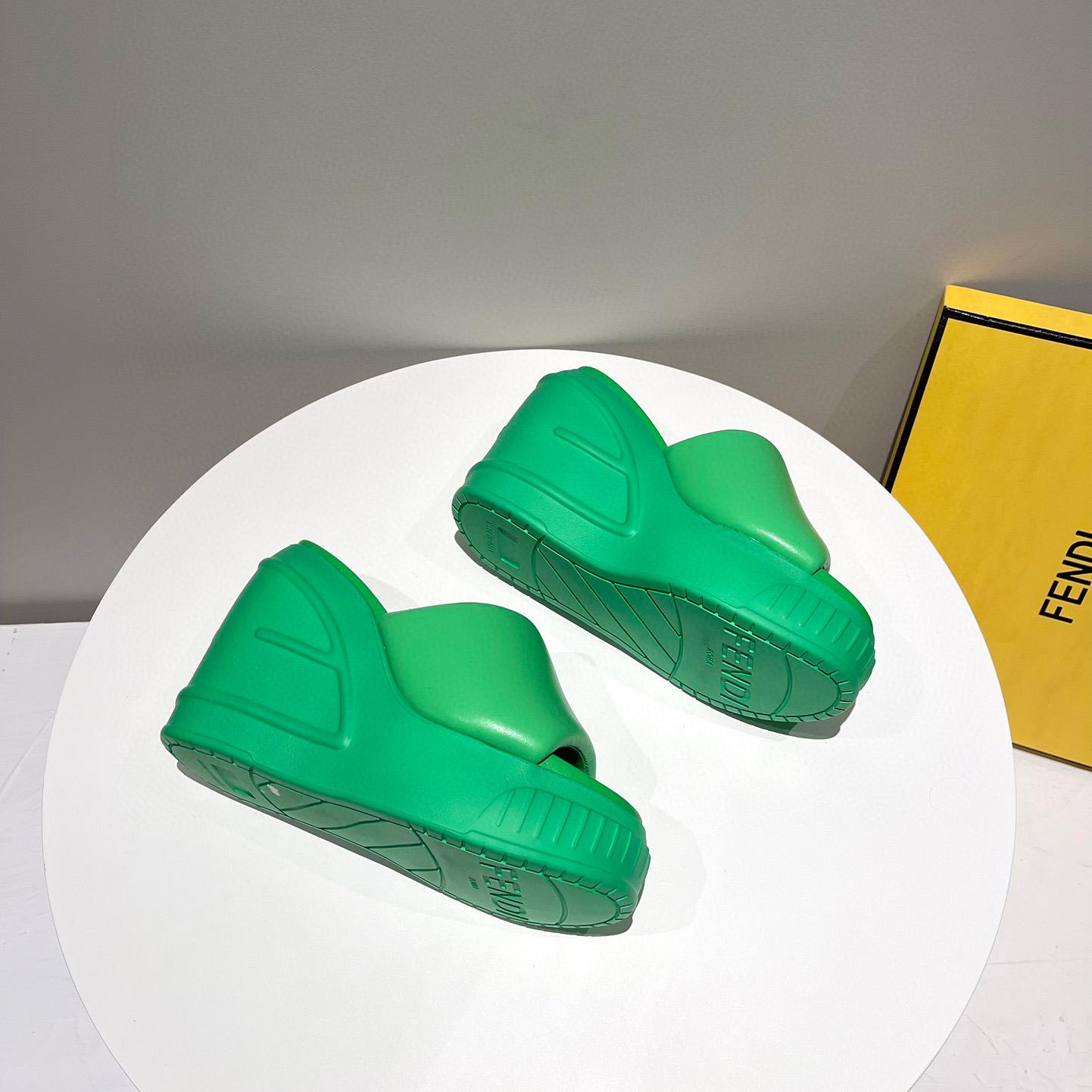 Fendi Fashion Show Green Nappa Leather Slides - DesignerGu