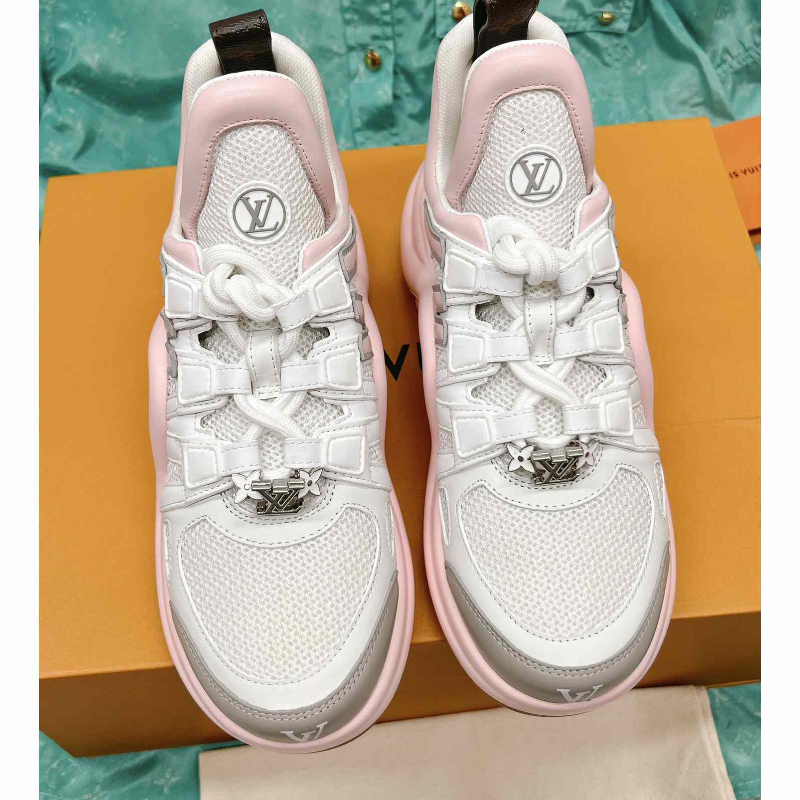 Louis Vuitton LV Archlight Trainers  (upon uk size)     - DesignerGu