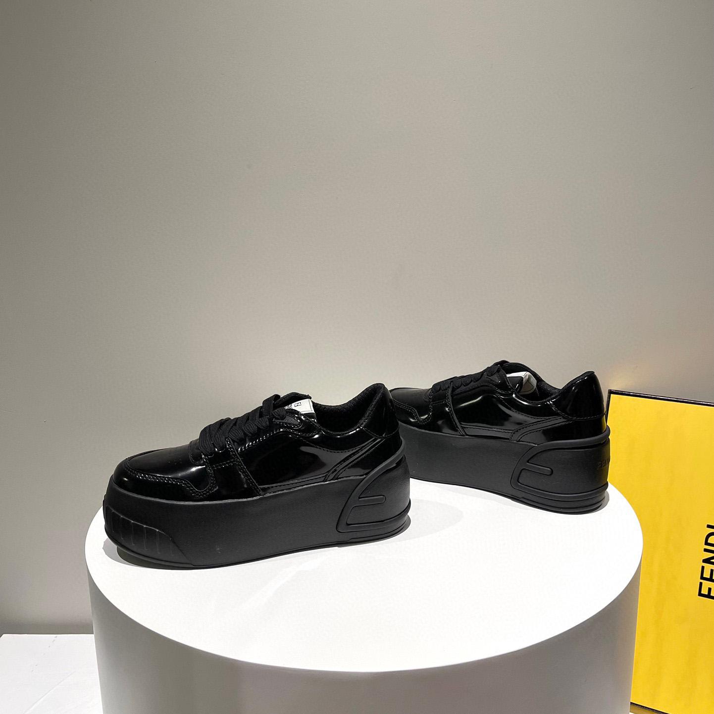 Fendi Fashion Show Black Leather Low-Tops Sneaker  - DesignerGu