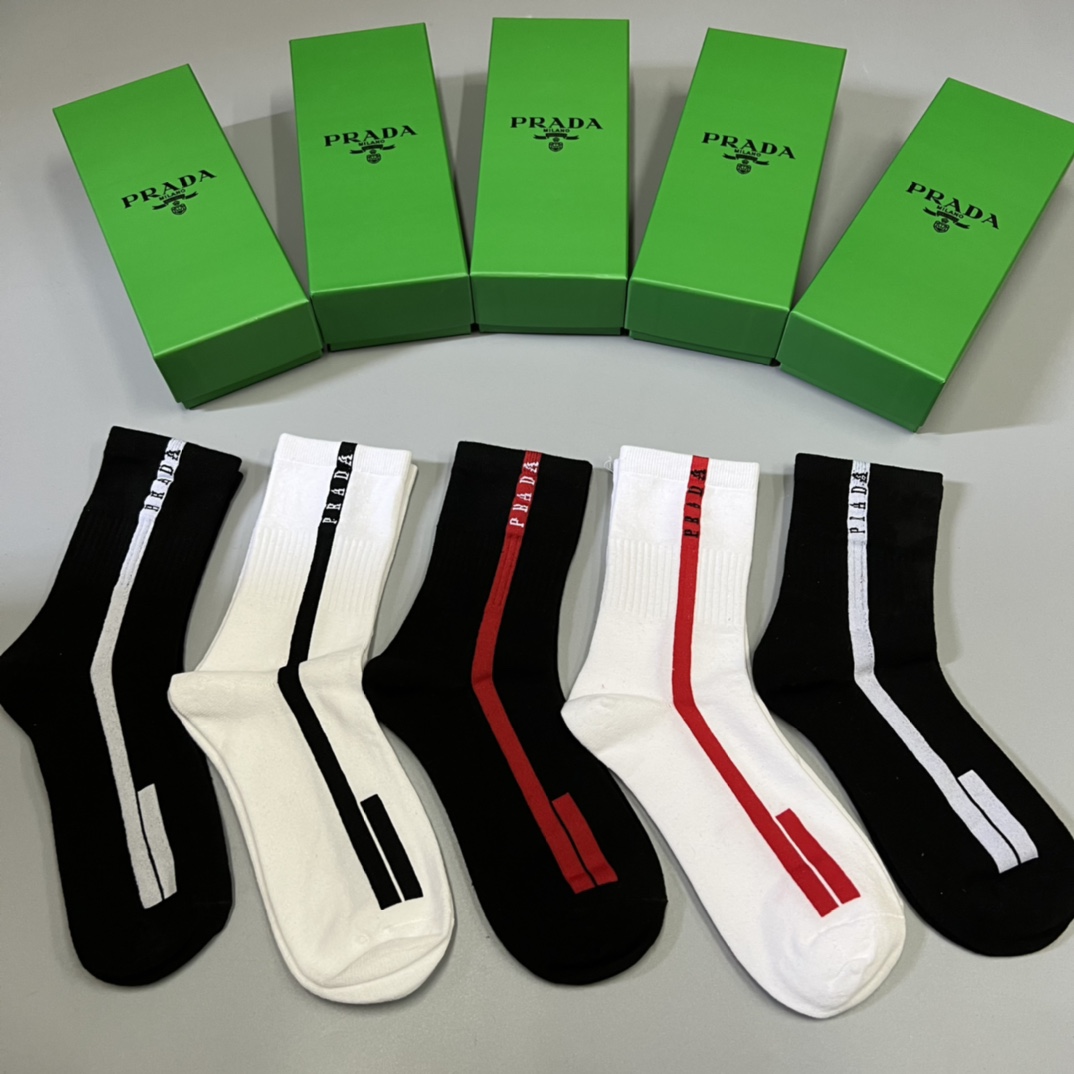 Prada Socks/Box - DesignerGu