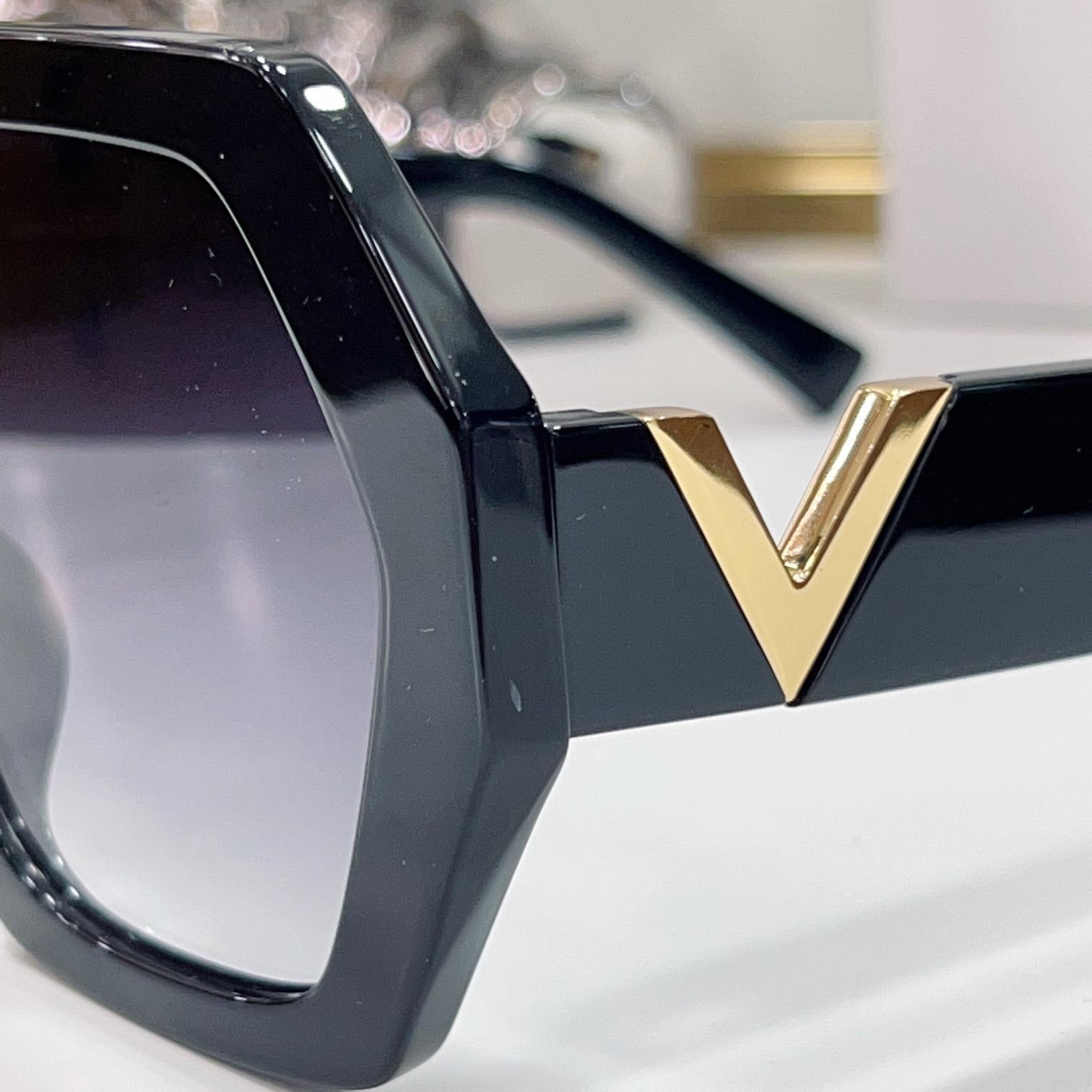 Valenti  VLOGO Hexagonal Oversized-frame Sunglasses  VA4053 - DesignerGu