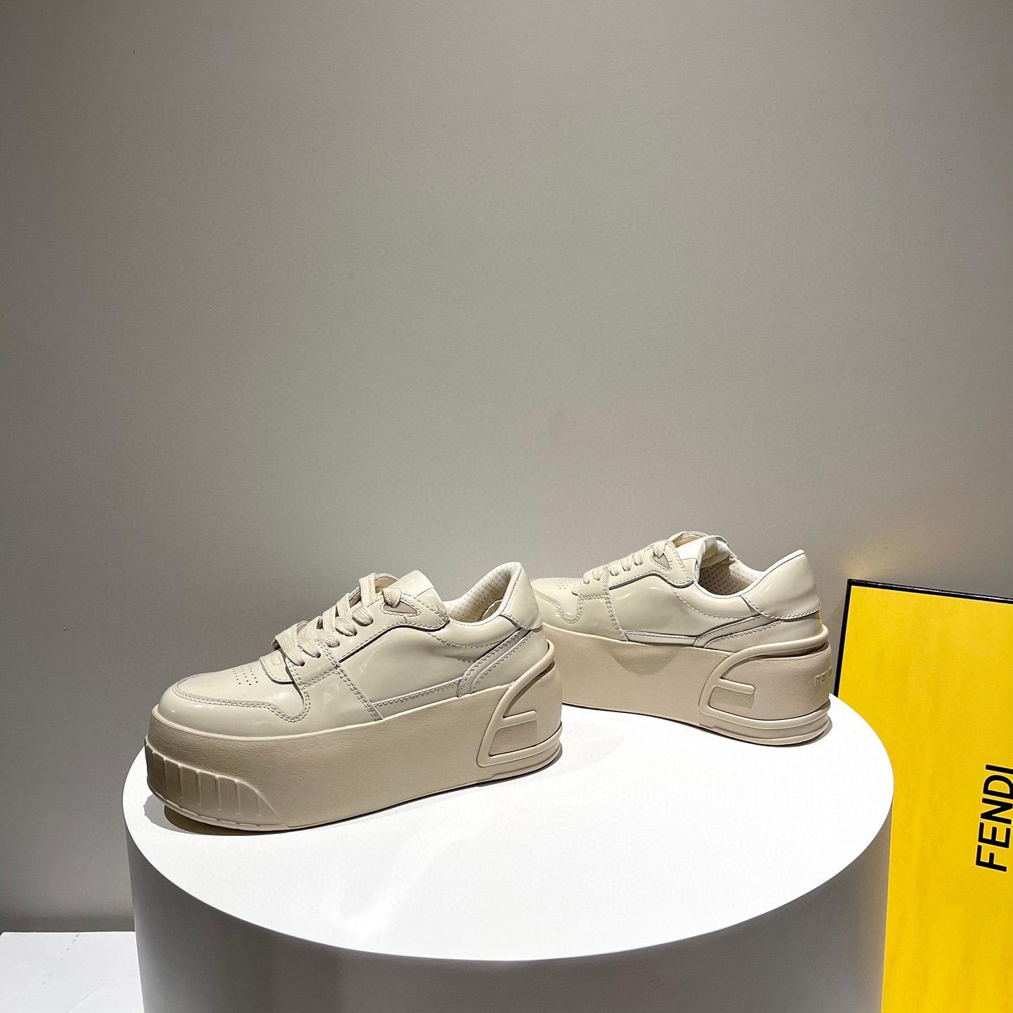 Fendi Fashion Show Beige Leather Low-Tops Sneaker  - DesignerGu