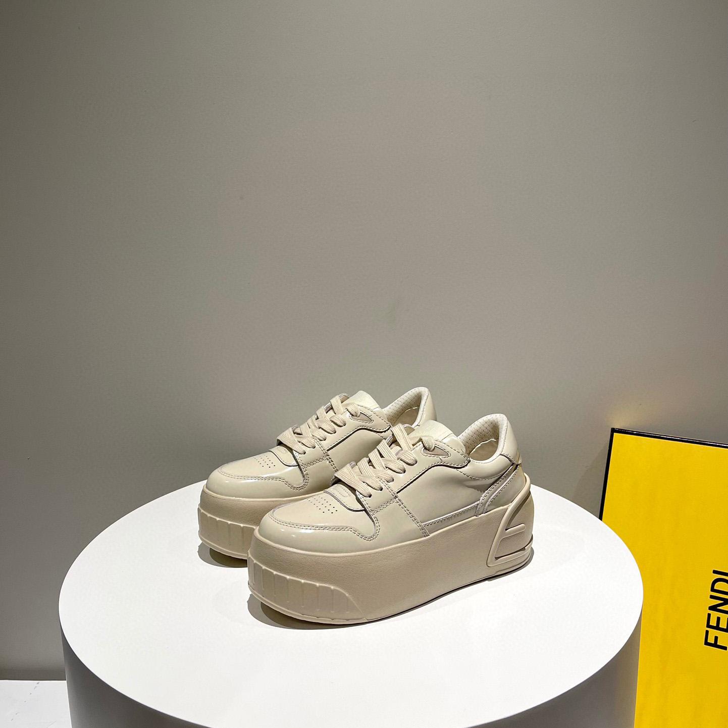 Fendi Fashion Show Beige Leather Low-Tops Sneaker  - DesignerGu