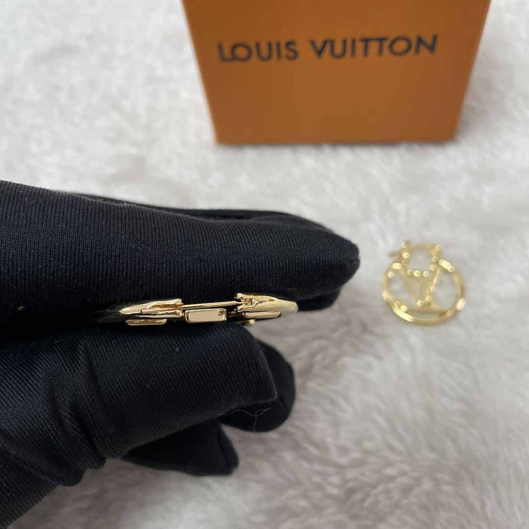 Louis Vuitton Earring  - DesignerGu