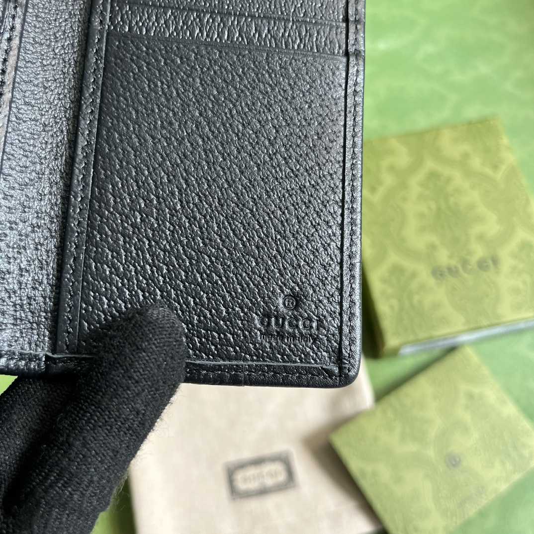 Gucci Jumbo GG Card Case - DesignerGu