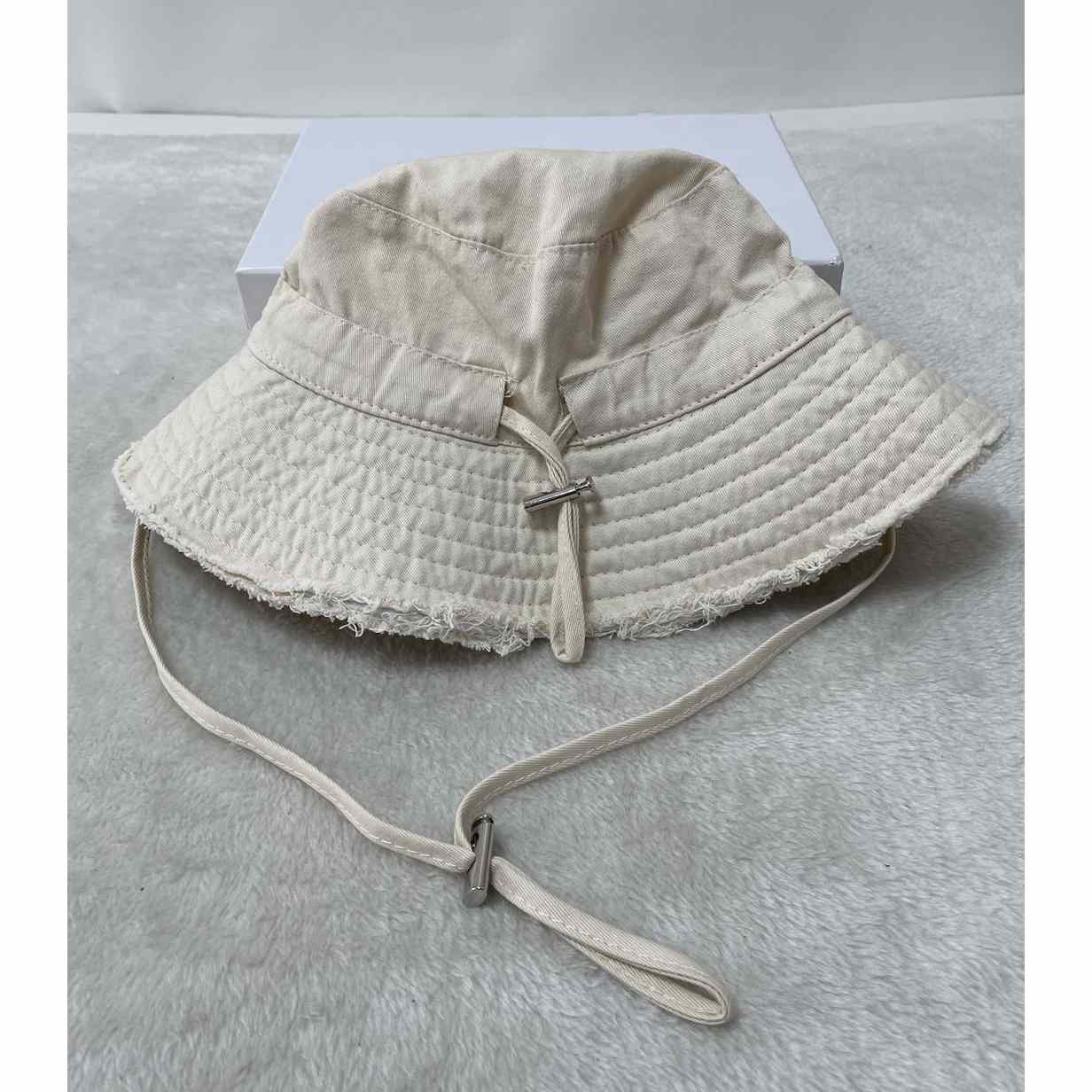 Jacquemus Le bob Artichaut Large Brim Bucket Hat - DesignerGu