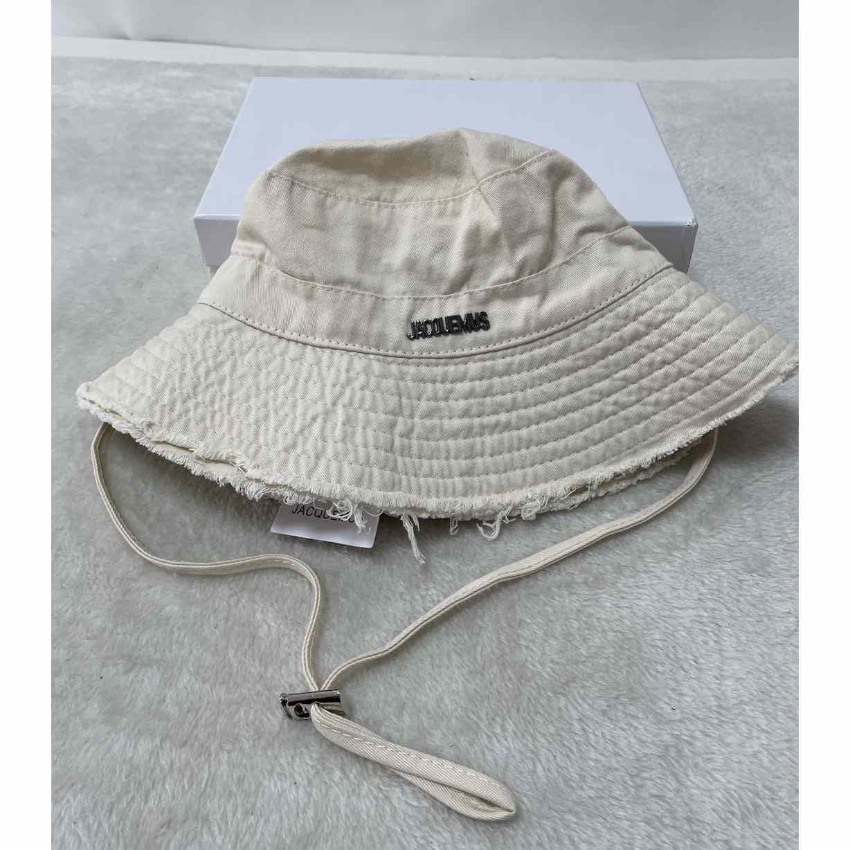 Jacquemus Le bob Artichaut Large Brim Bucket Hat - DesignerGu