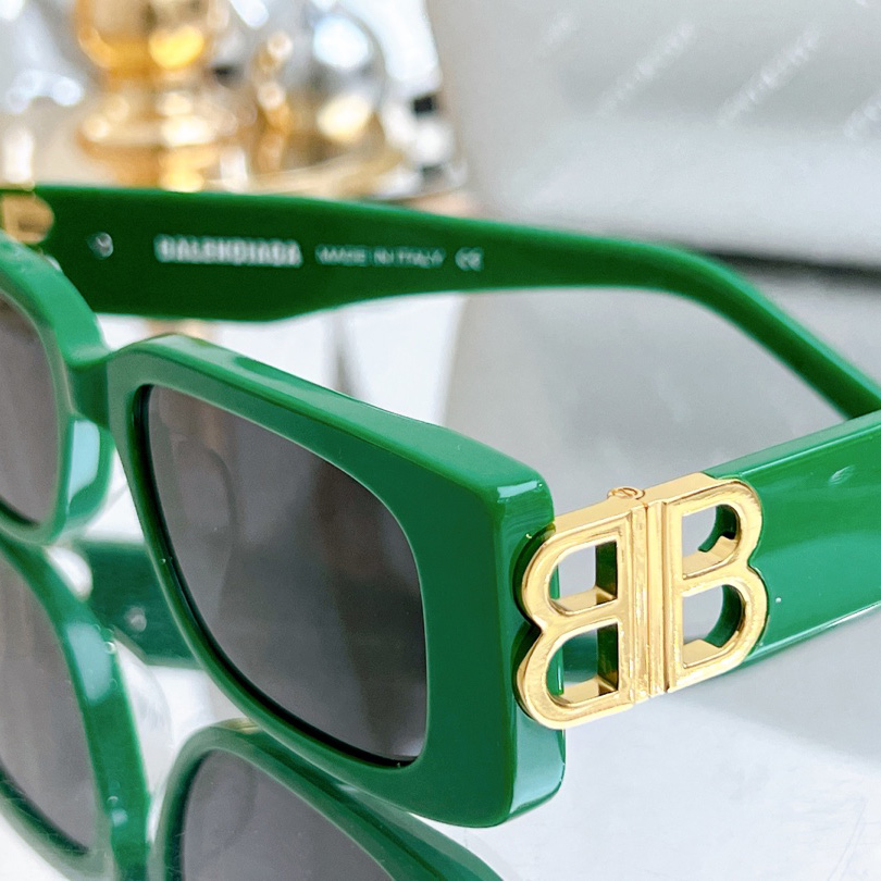 Balenciaga Dynasty Rectangle Sunglasses In Green    bb0096 - DesignerGu