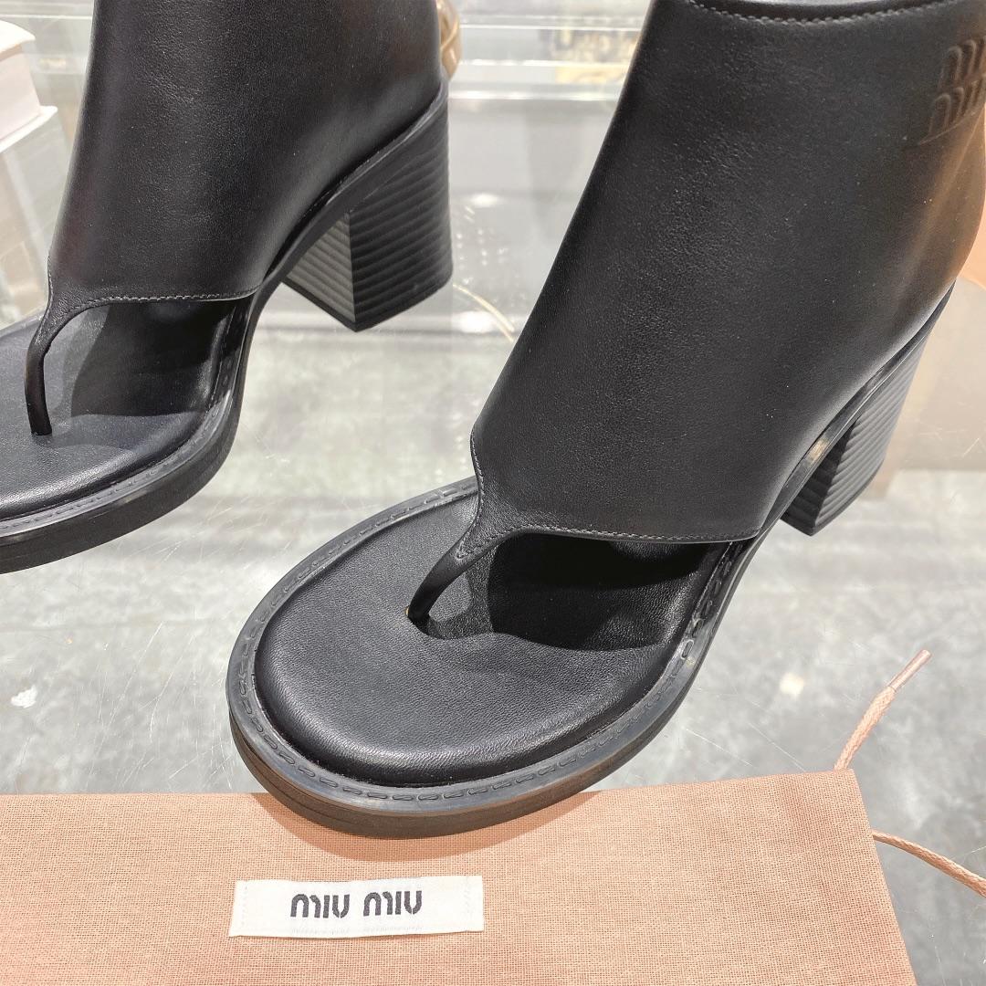 Miu Miu Leather Thong Booties - DesignerGu