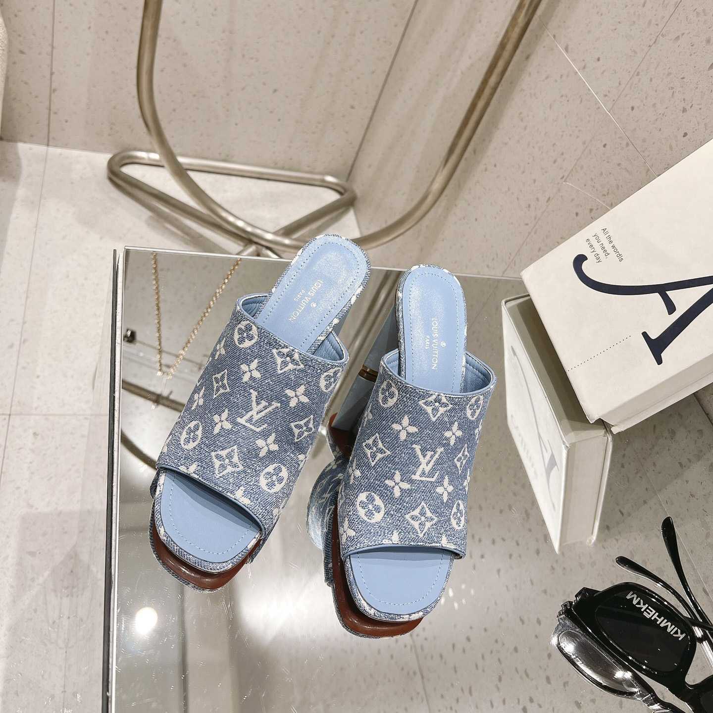 Louis Vuitton Silhouette Mule   1AAZUG - DesignerGu