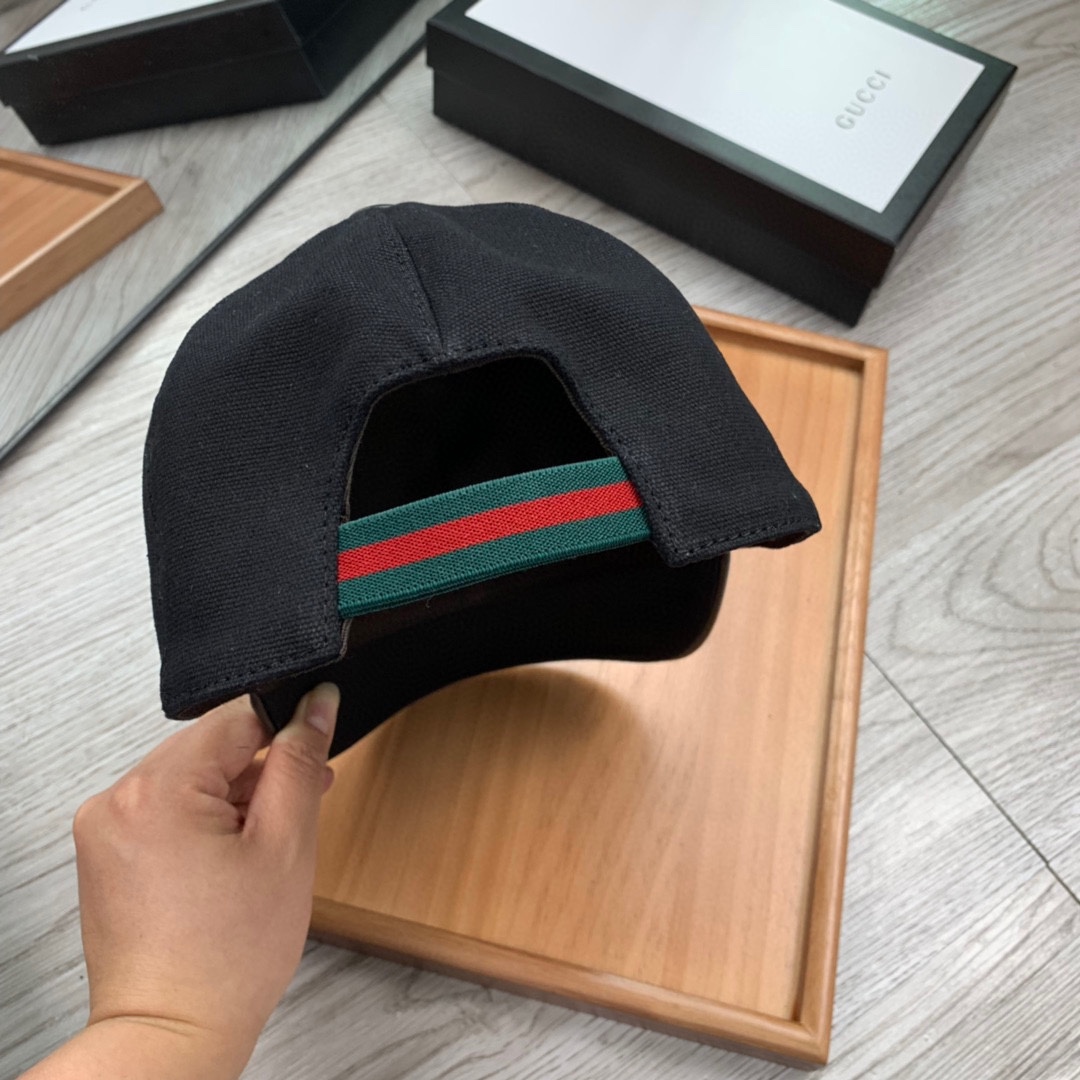 Gucci GG Baseball Cap - DesignerGu