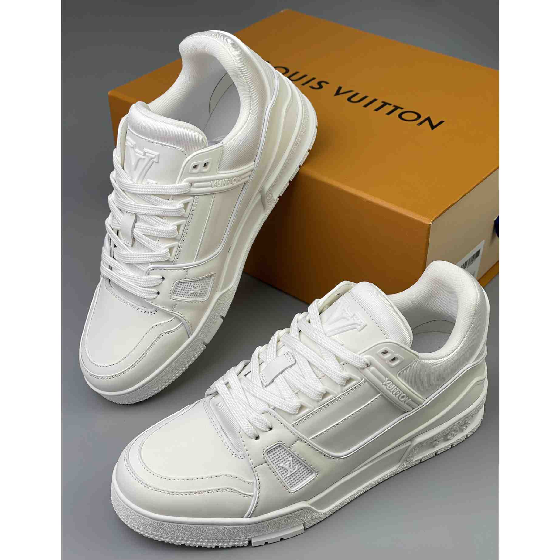 Louis Vuitton Trainer Sneaker (Upon UK Size) - DesignerGu