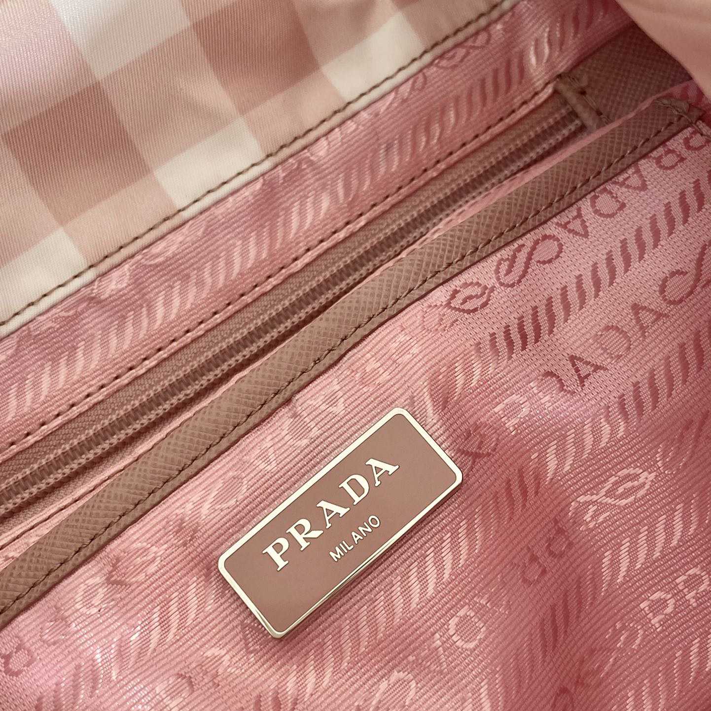 Prada Small Printed Re-Nylon Backpack - DesignerGu