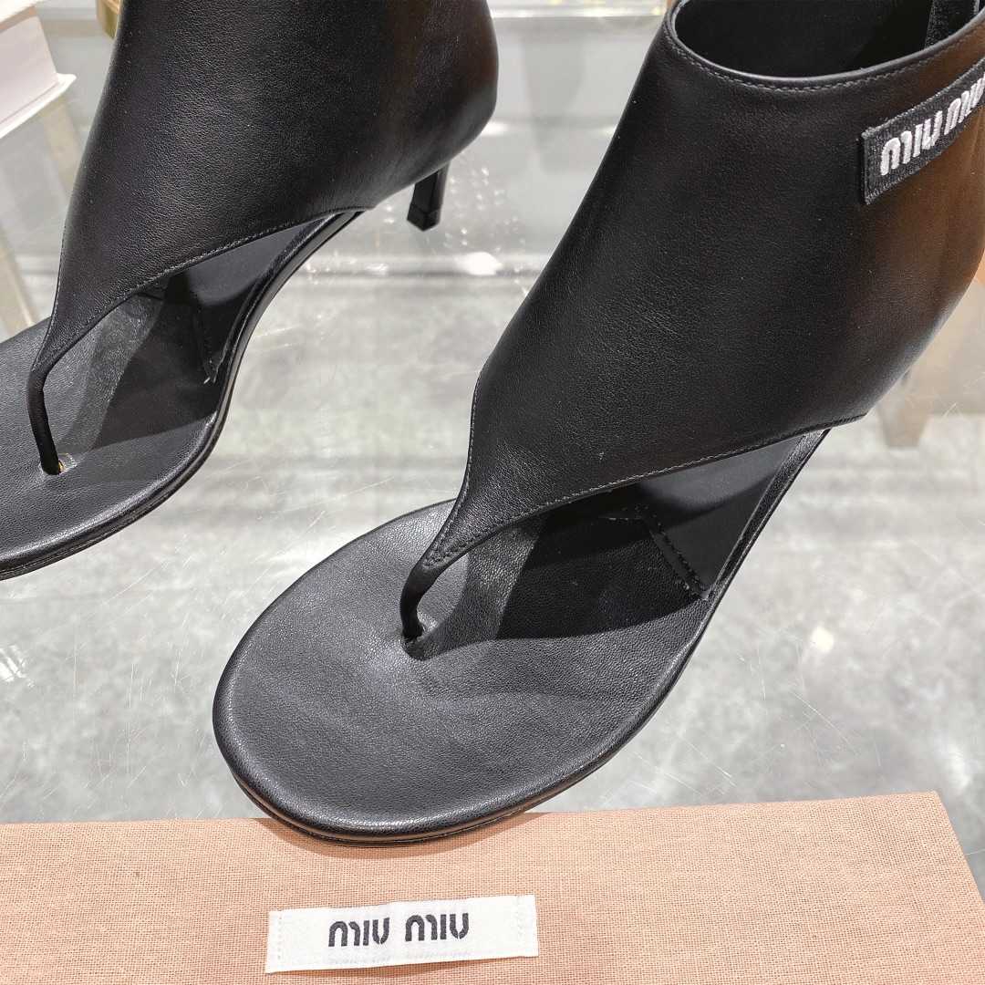 Miu Miu Leather Thong Booties - DesignerGu