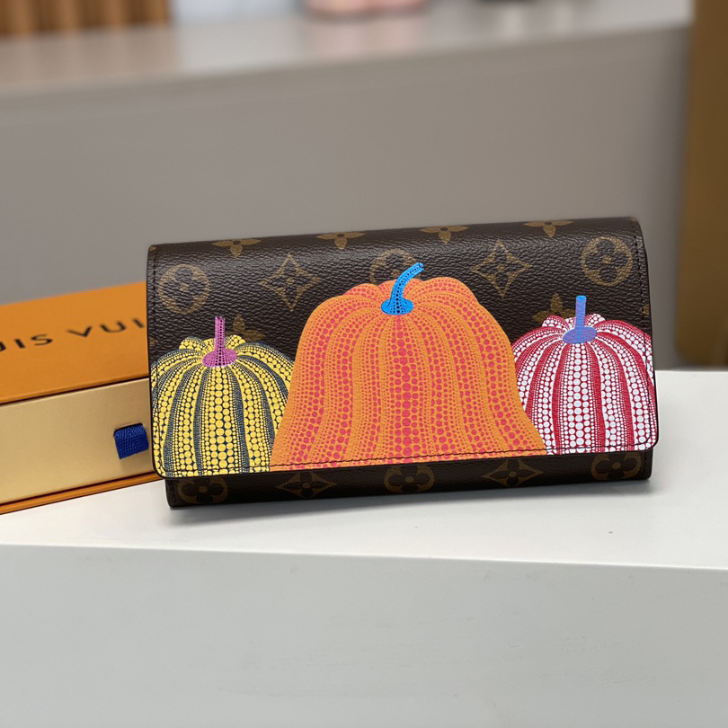 Louis Vuitton LV x YK Sarah Wallet (19 x 10.5 x 2 cm)    M82114 - DesignerGu