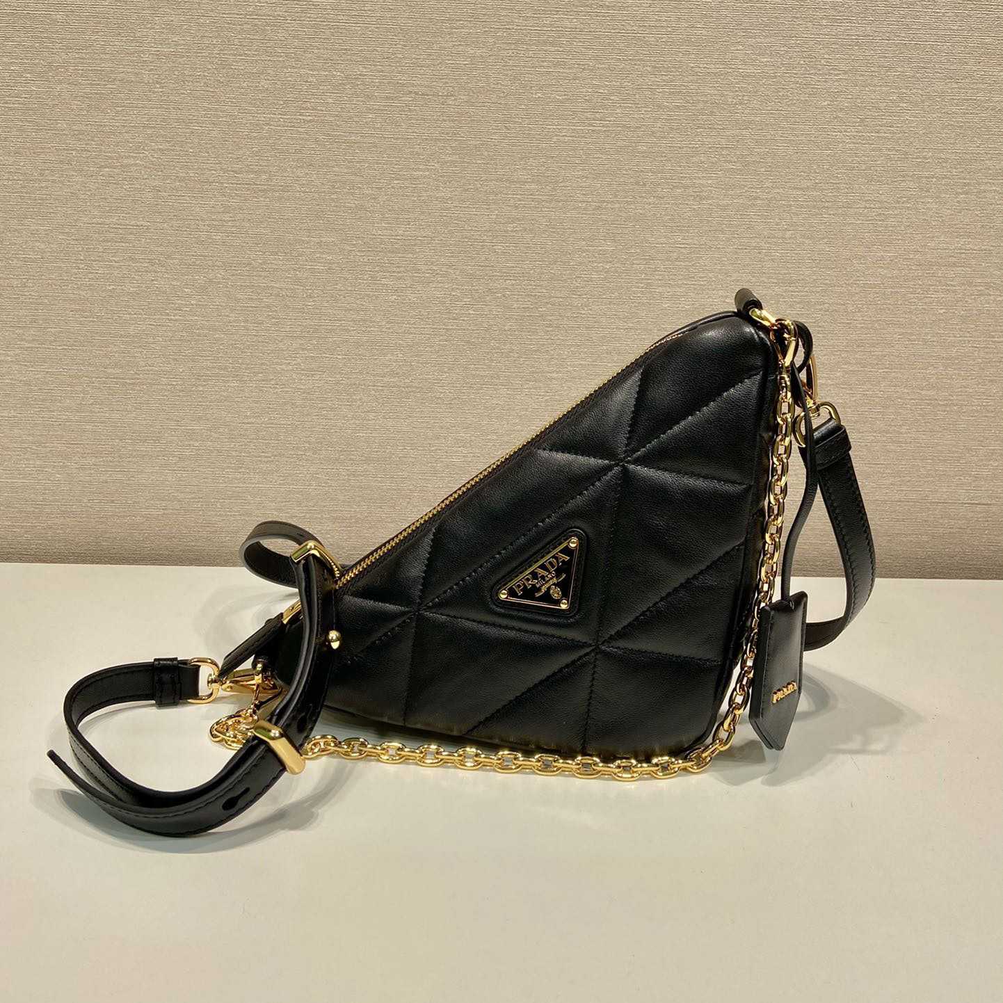 Prada Triangle Leather Bag(26-15-11cm) - DesignerGu