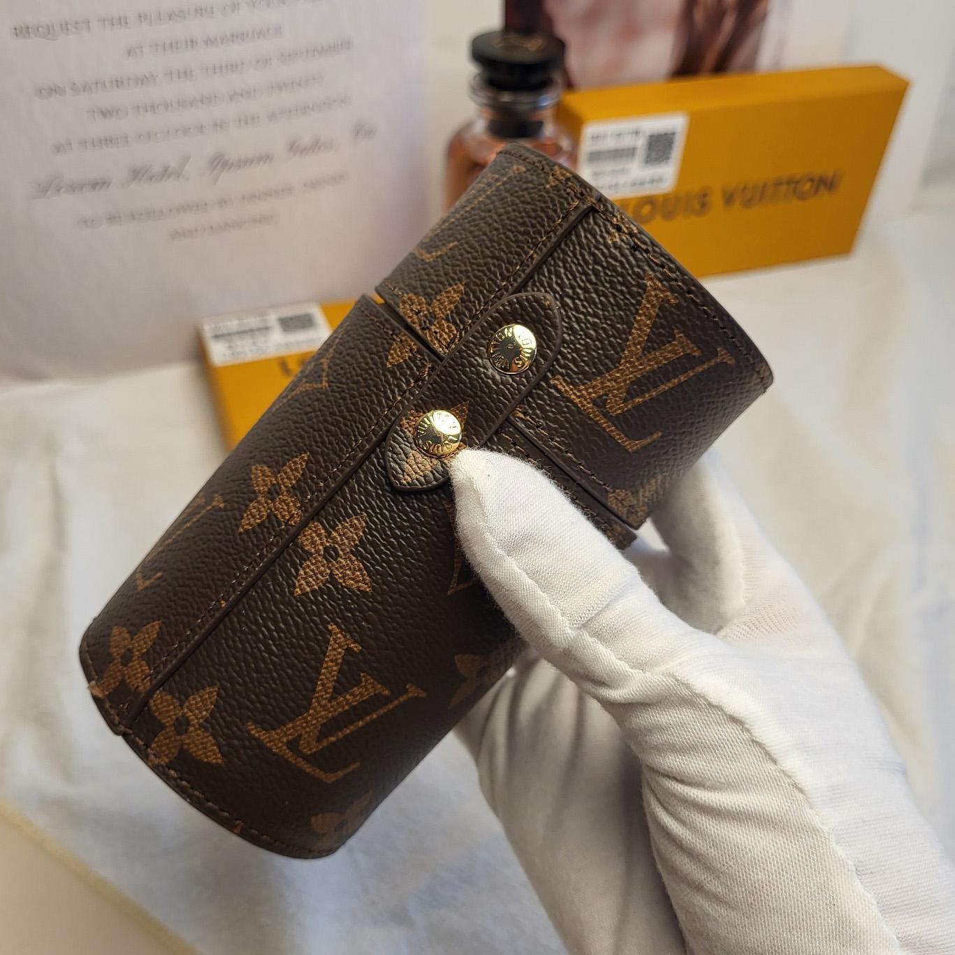 Louis Vuitton 100ml /120ml Travel Case - DesignerGu